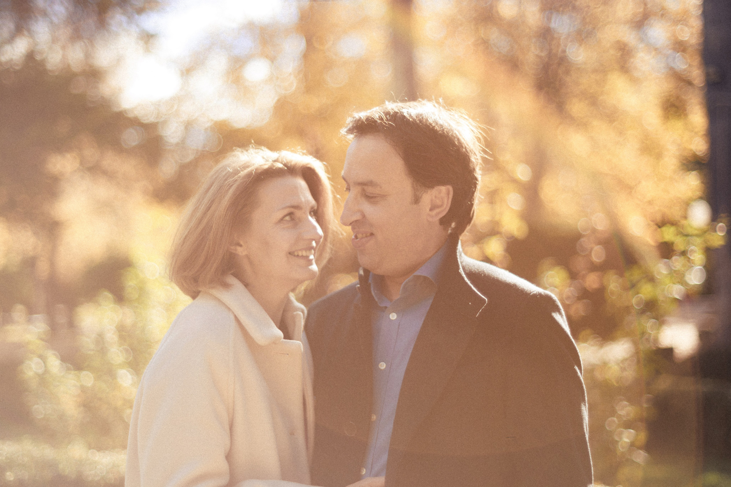 Autumn Family Photoshoot in park of Athens. Photographer in Greece Kristina