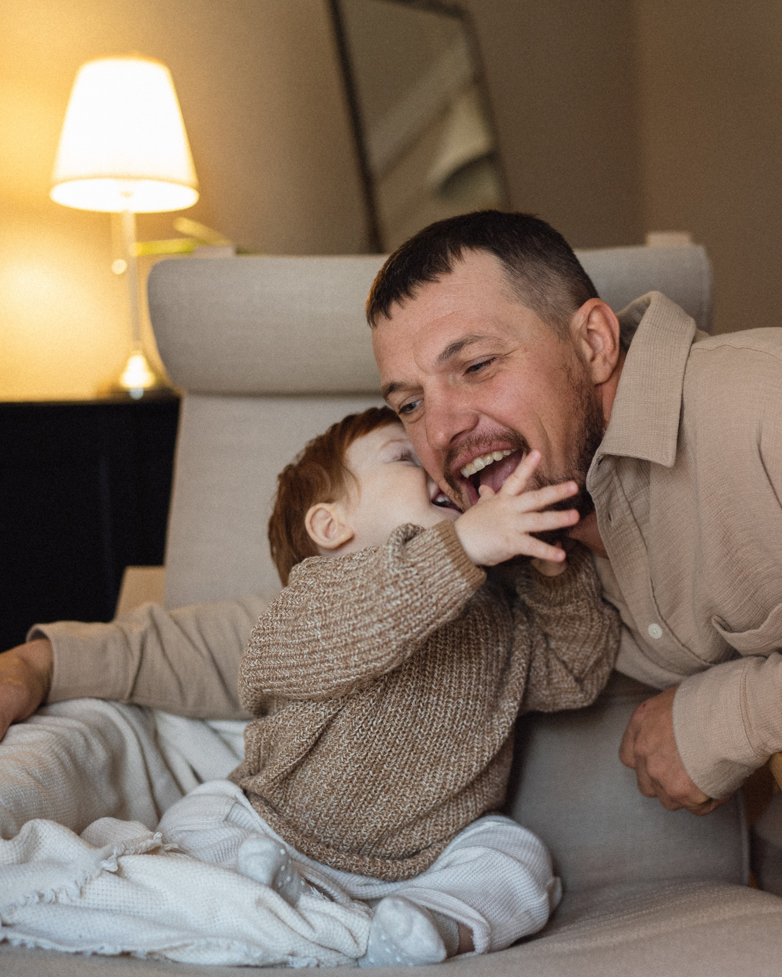 Family Photoshoot Spain with kids. Photographer in Madrid, Spain. Alyona Belyaninova