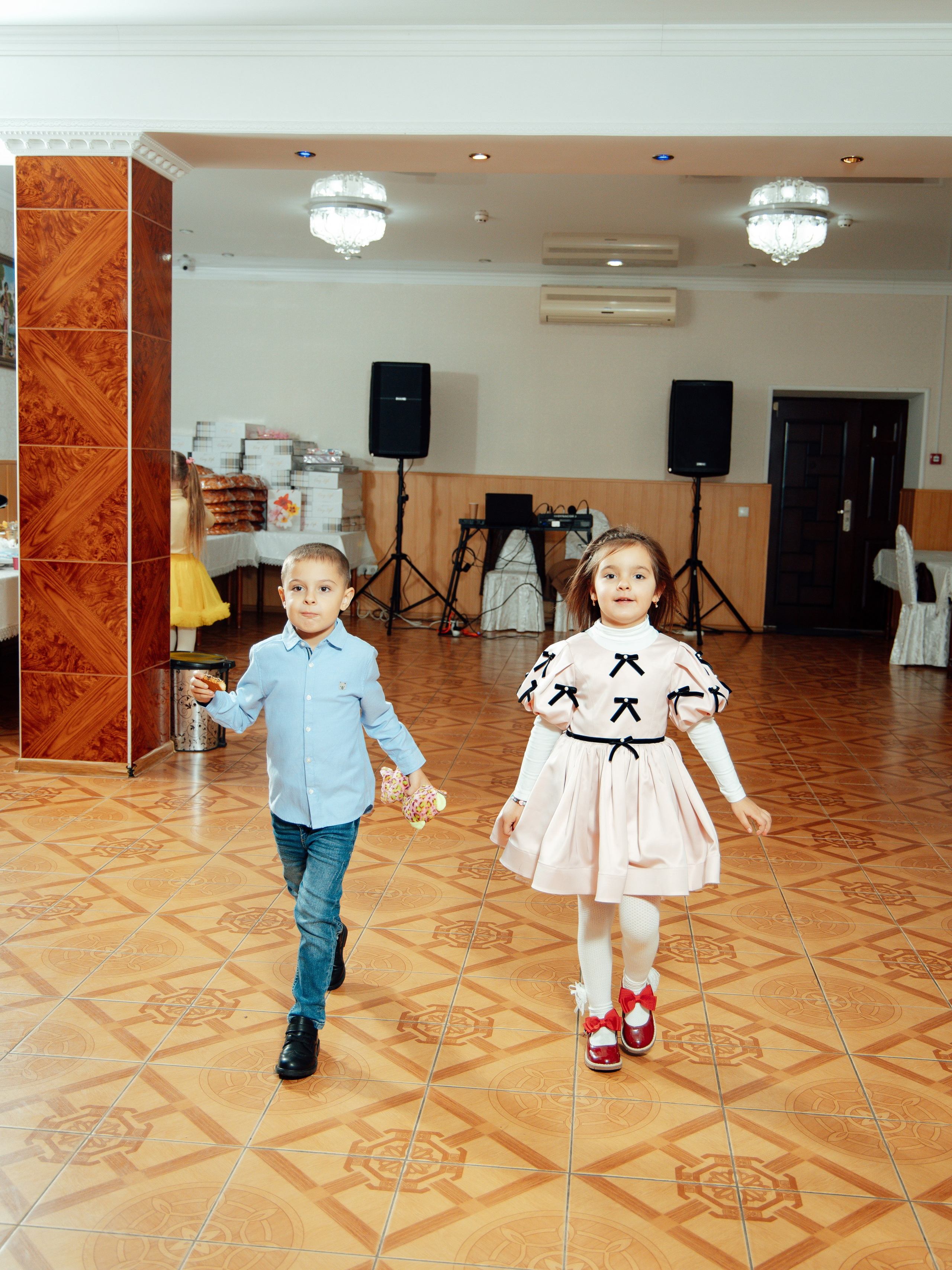 Cumetrie. Свадебный Фотограф, Детский и семейый Фотограф Молдова