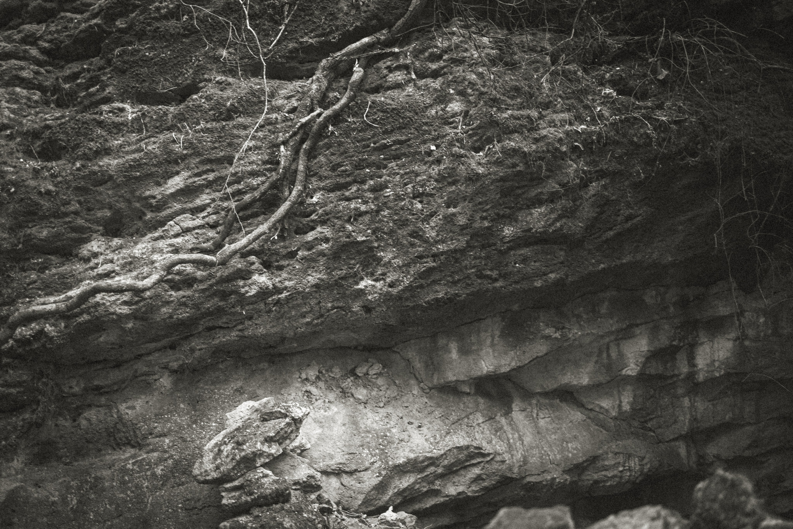 Portrait du portfolio d’un acteur Avignon Provence France. Histoires d’amour, séances photos de famille et de mariage en France