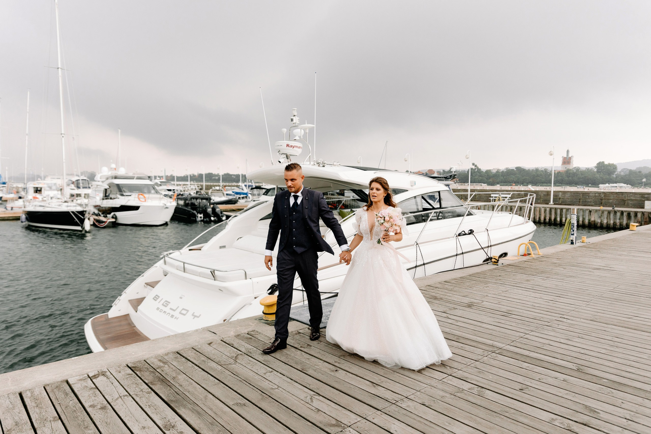 Krzysztof ♡ Weronika. Fotograf Ślubny Warszawa - Sesje Biznesowe Rodzinne Eventy