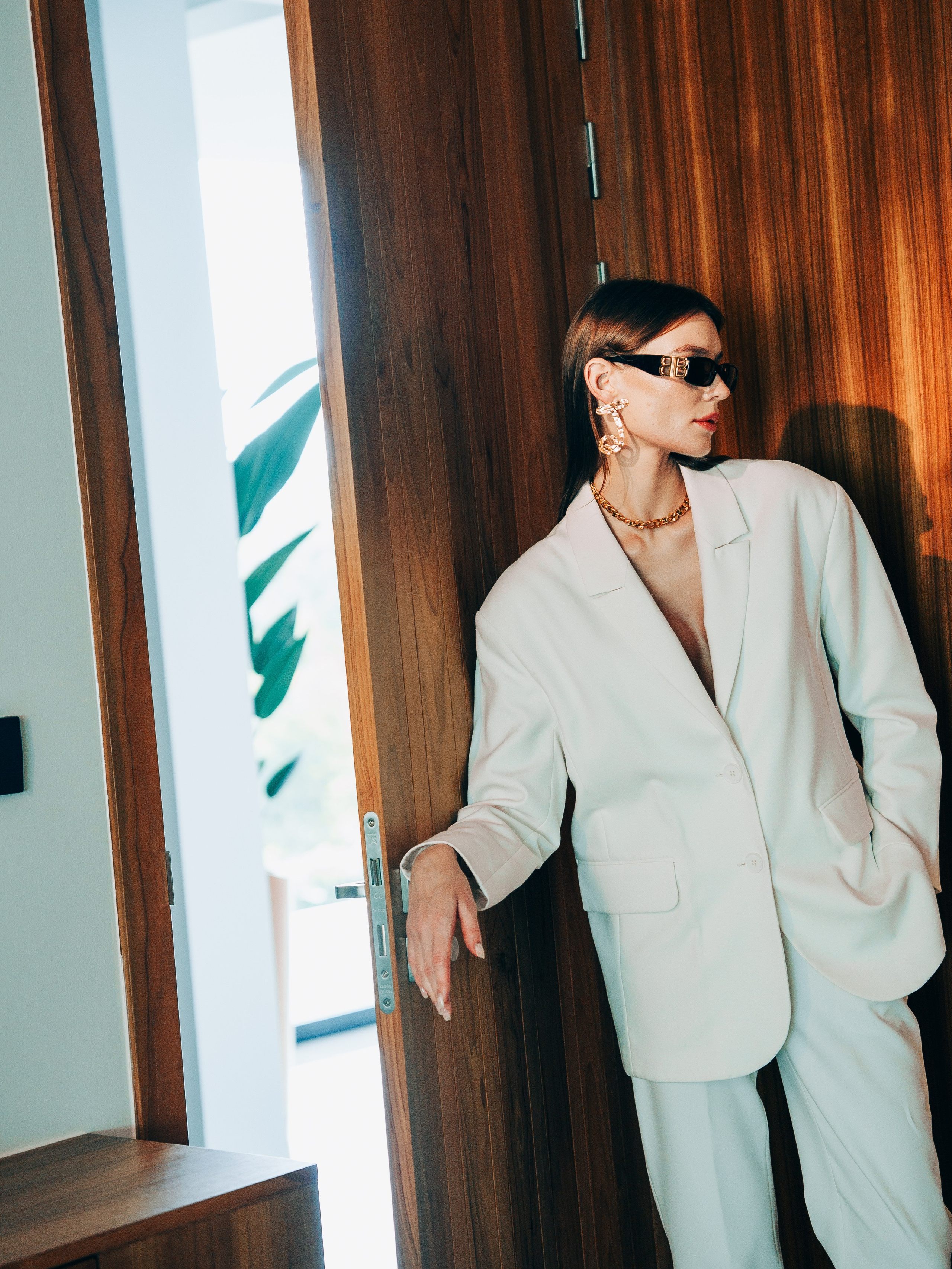 Y: K SHOPPING SERVICE. Anton Usanov | Creative producer | Photographer | Art-director