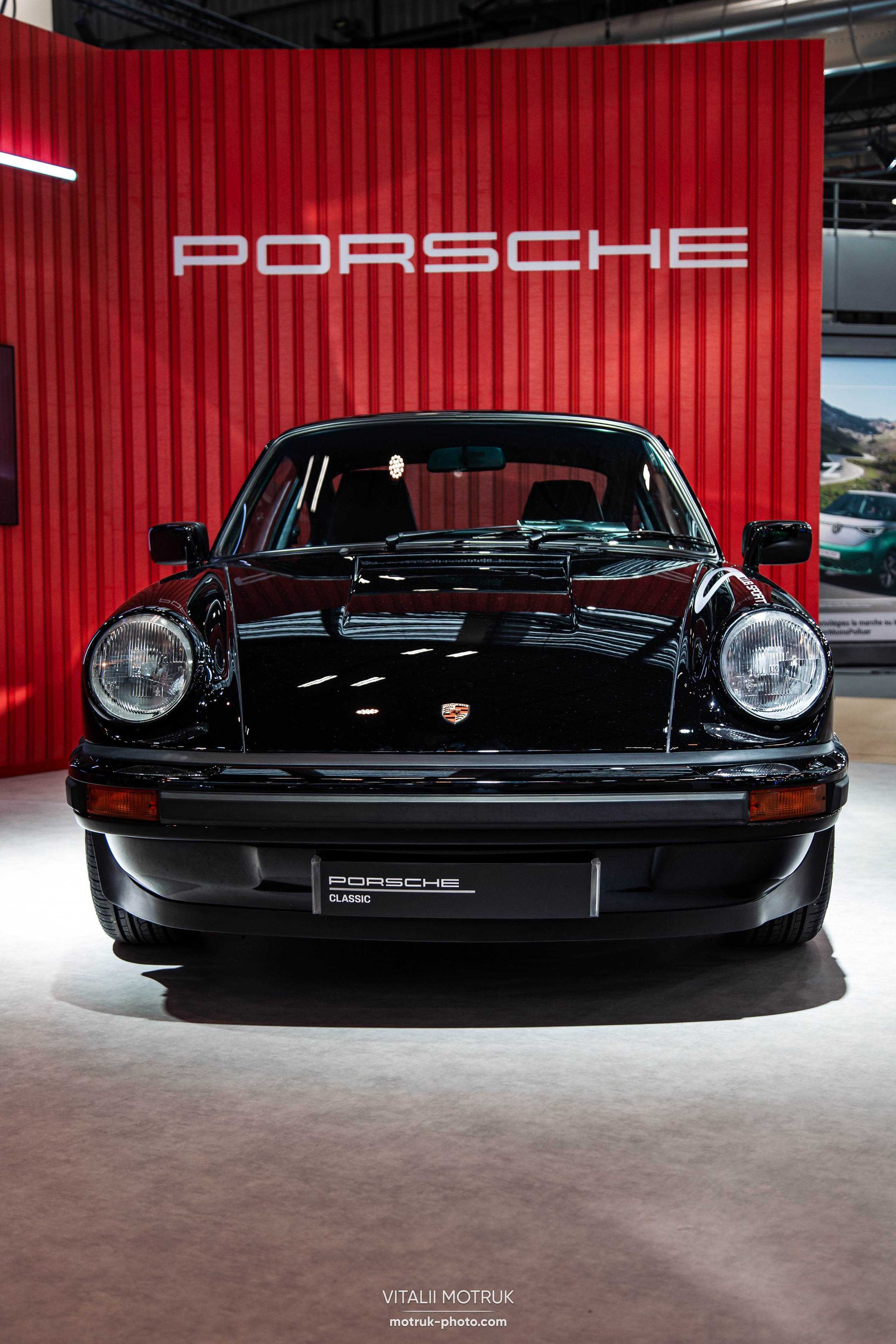 Retromobile 2023. Photographer in Paris — Vitalii Motruk