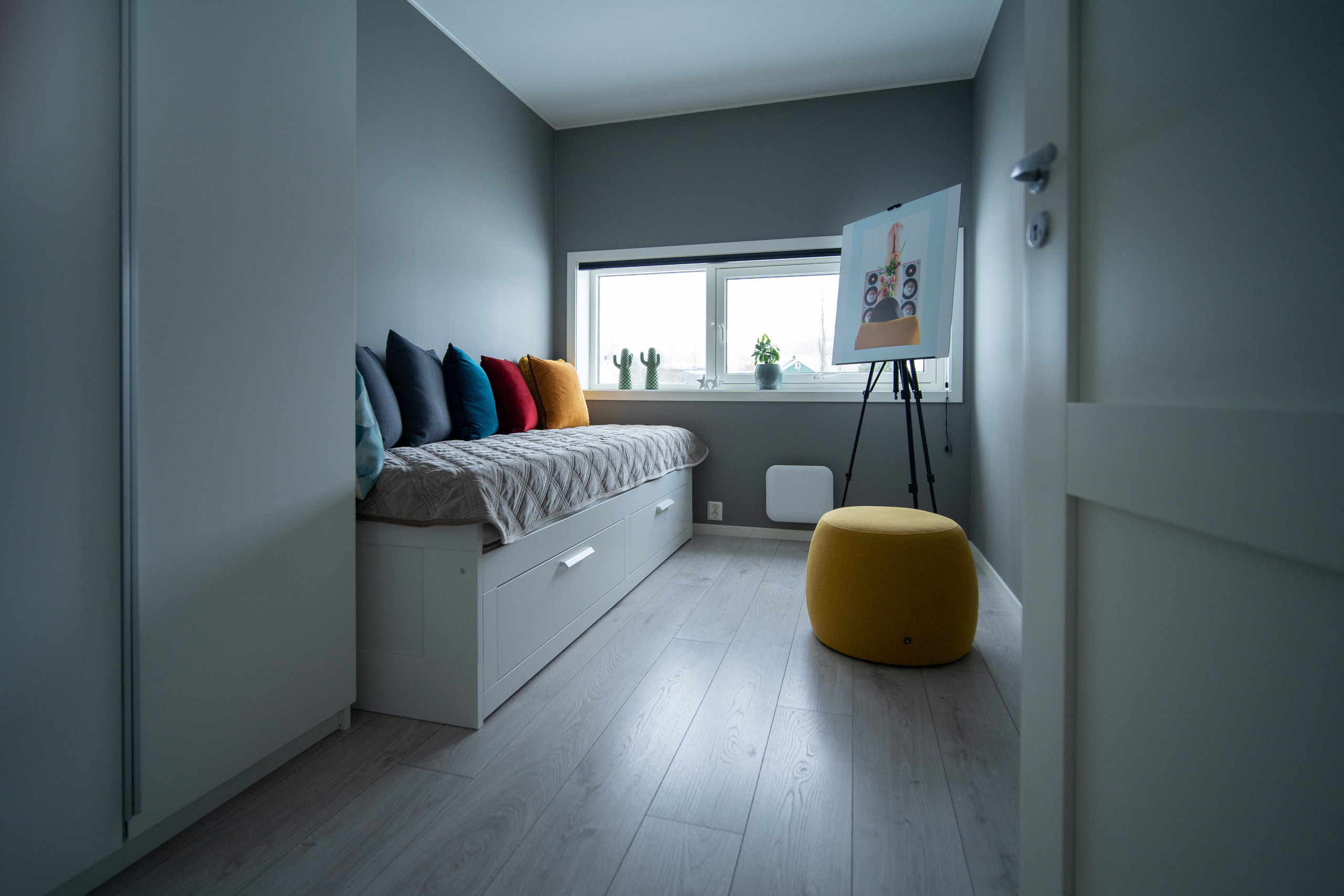 GJØLMESALLEN 50. Photographer and videographer in Norway and Slovakia Andrea Zemko