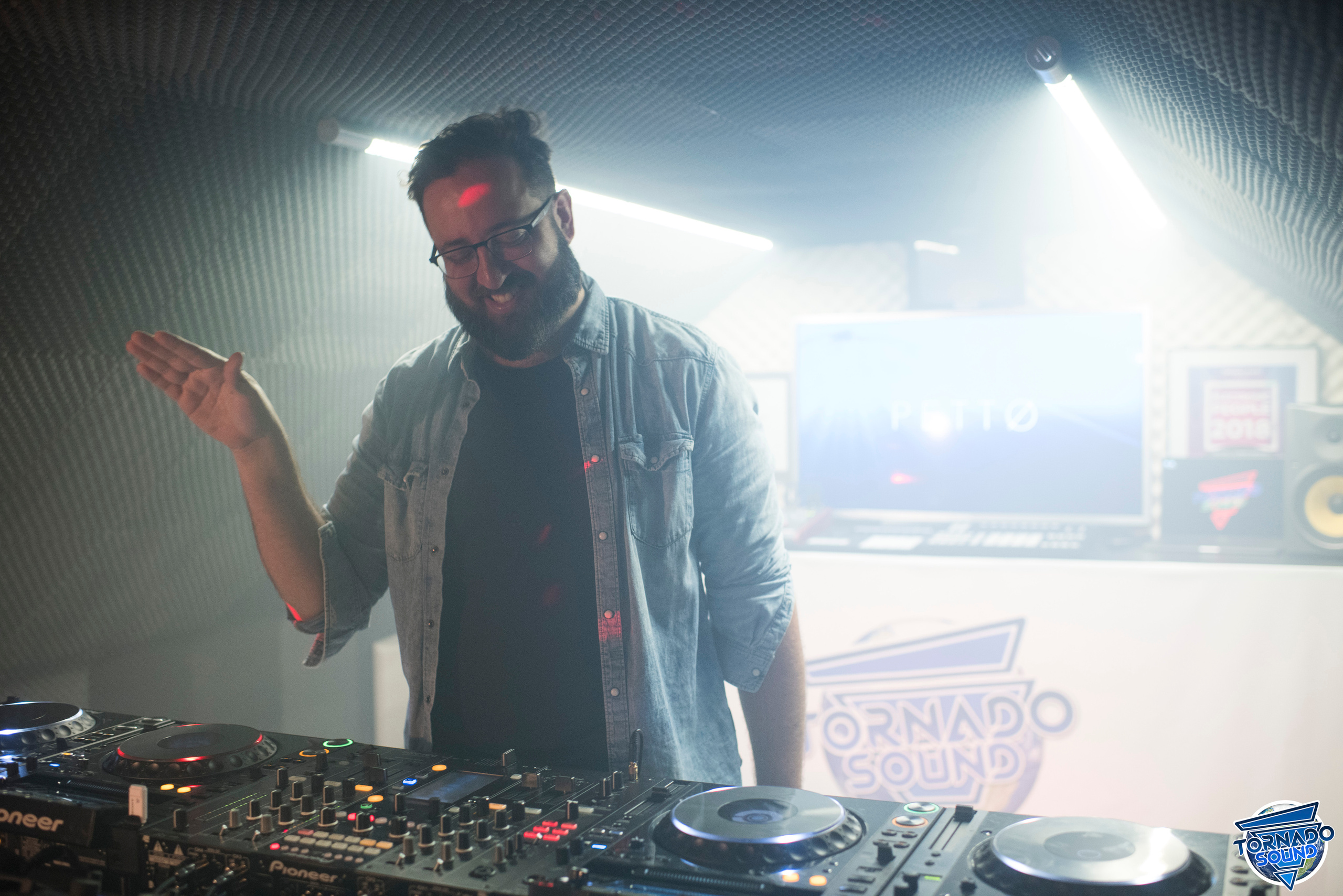 TORNADO SOUND. Photographer and videographer in Norway and Slovakia Andrea Zemko