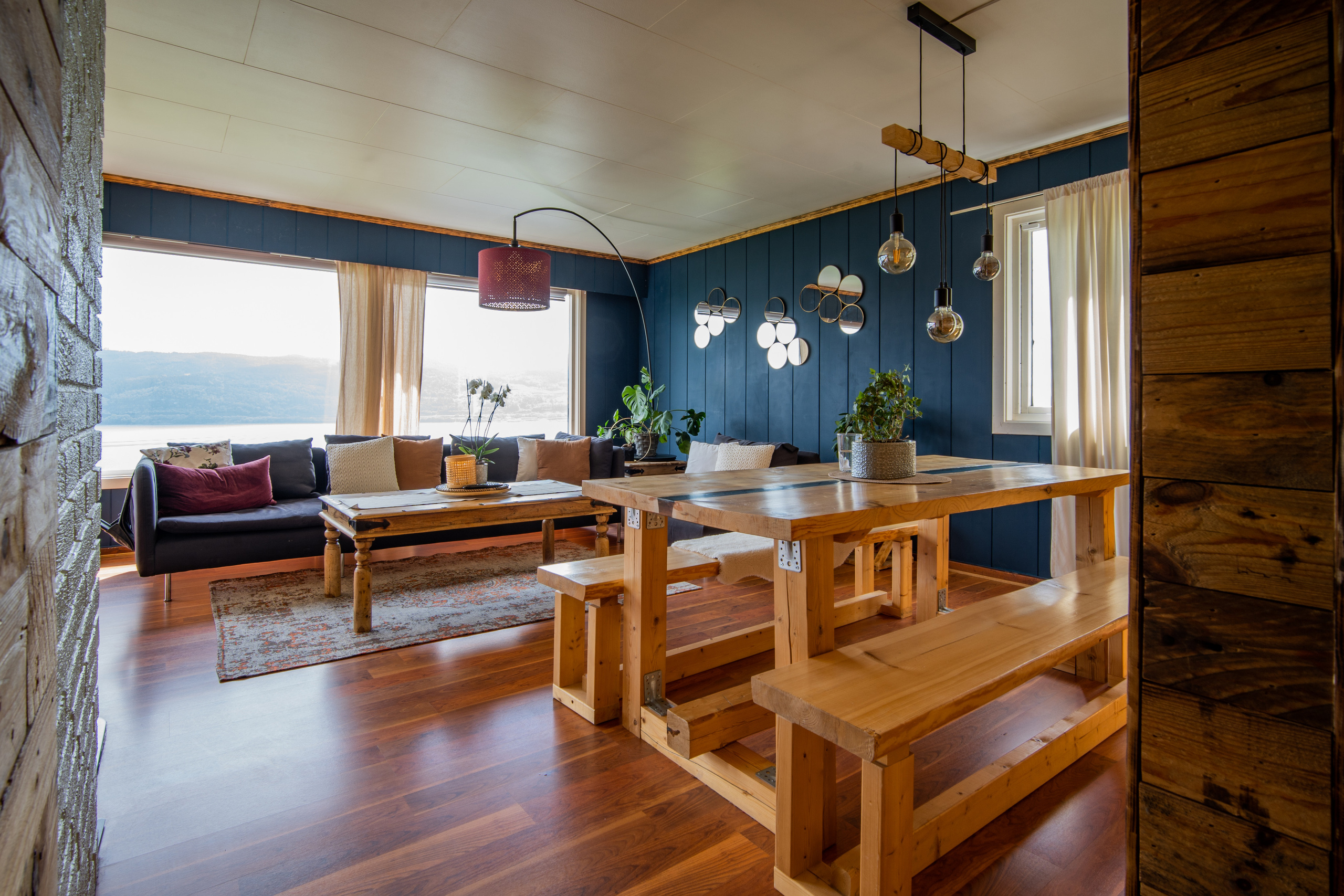 ÅSENVEGEN 35. Photographer and videographer in Norway and Slovakia Andrea Zemko