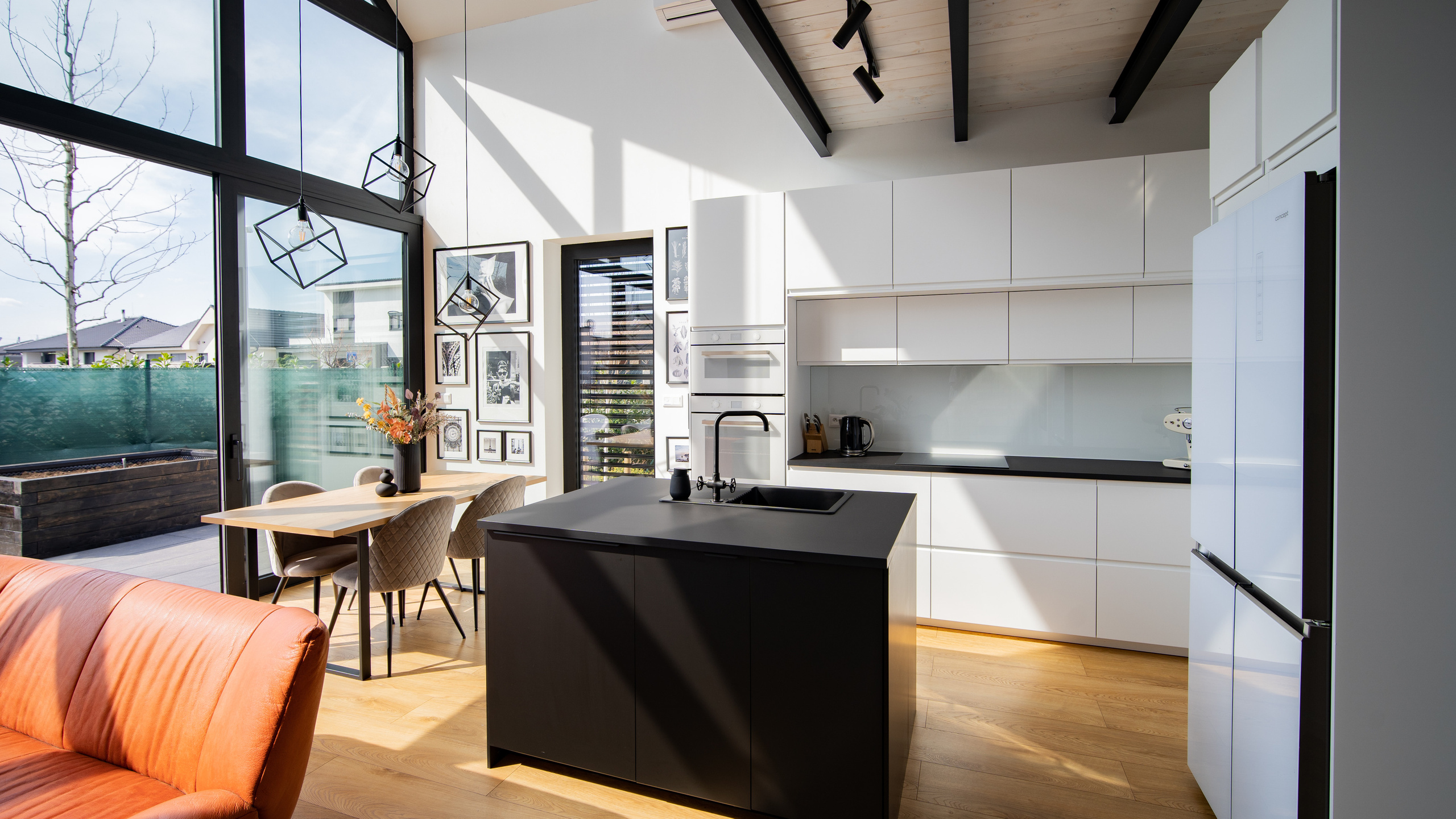 BEŽECKÁ 13. Photographer and videographer in Norway and Slovakia Andrea Zemko