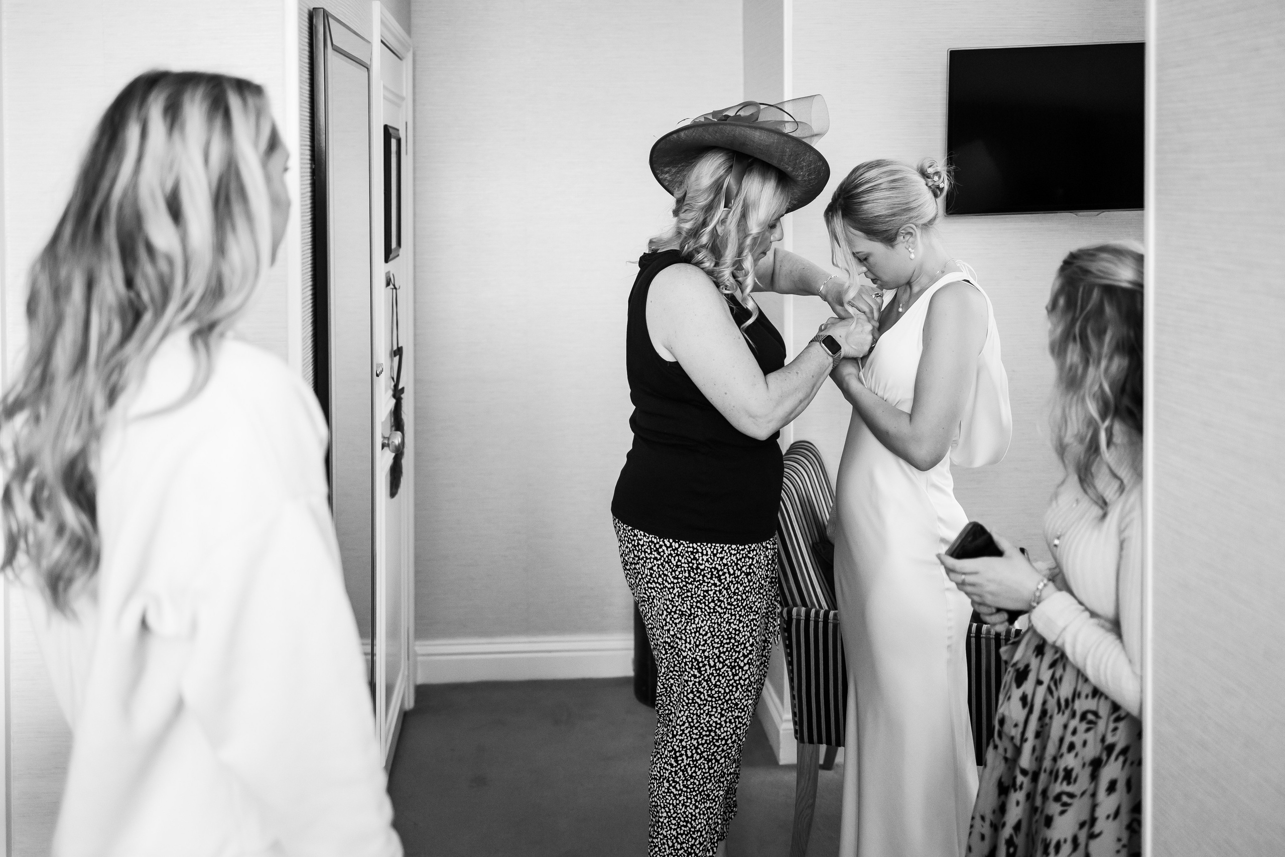 Elegant Wedding Photo Gallery in Hertfordshire. Timeless Wedding & Event Photography — based London, working across Europe