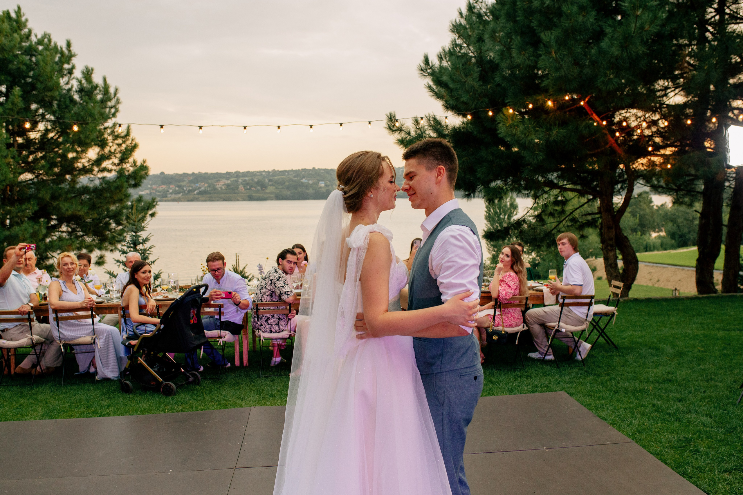 Reportage Wedding. Wedding photographer and videographer Europe