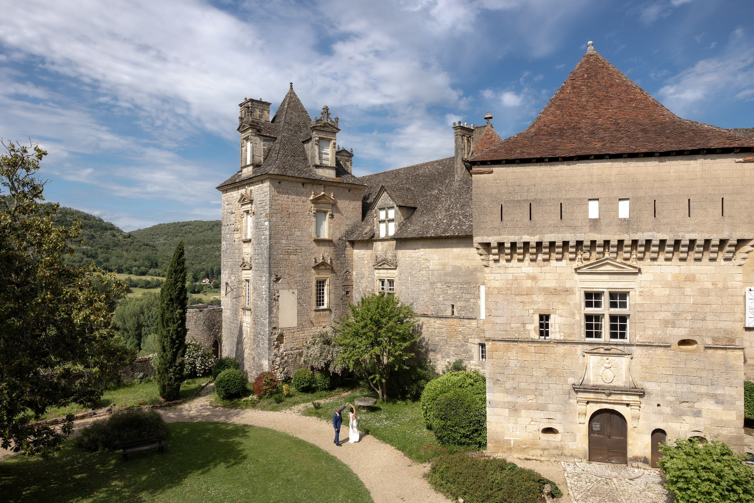 Elopement near Saint-Cirq-Lapopie. Crystal&Robert. Евгения Смирнова — фотограф в Тулузе и юго-западной Франции