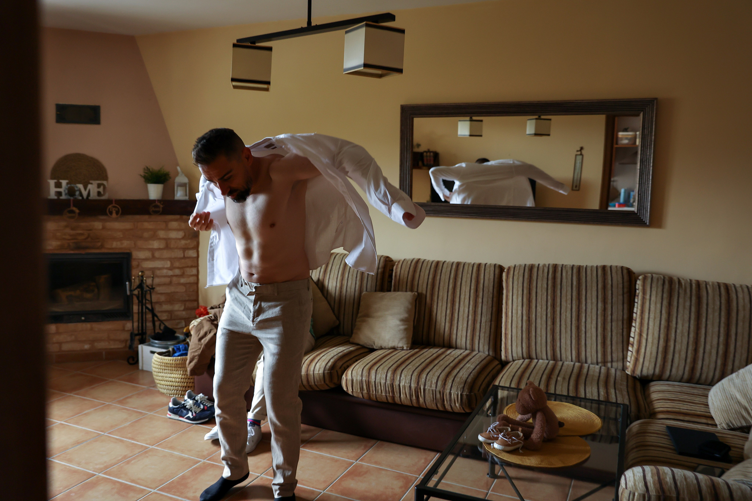 ~Él~. Fotografía de Eventos, Embarazo y Familiar en Pirineos