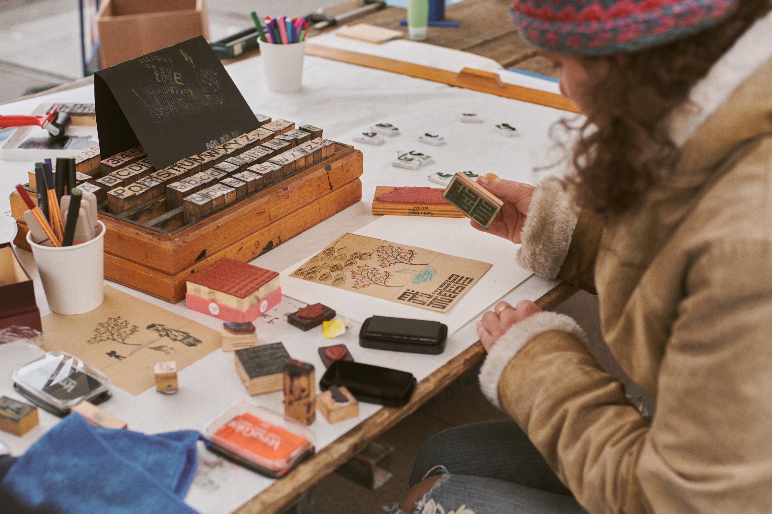 Documentary photoshoot of Maydan Festival 2022. Portrait Photographer in Brussels & Amsterdam — Victoria Ushkanova