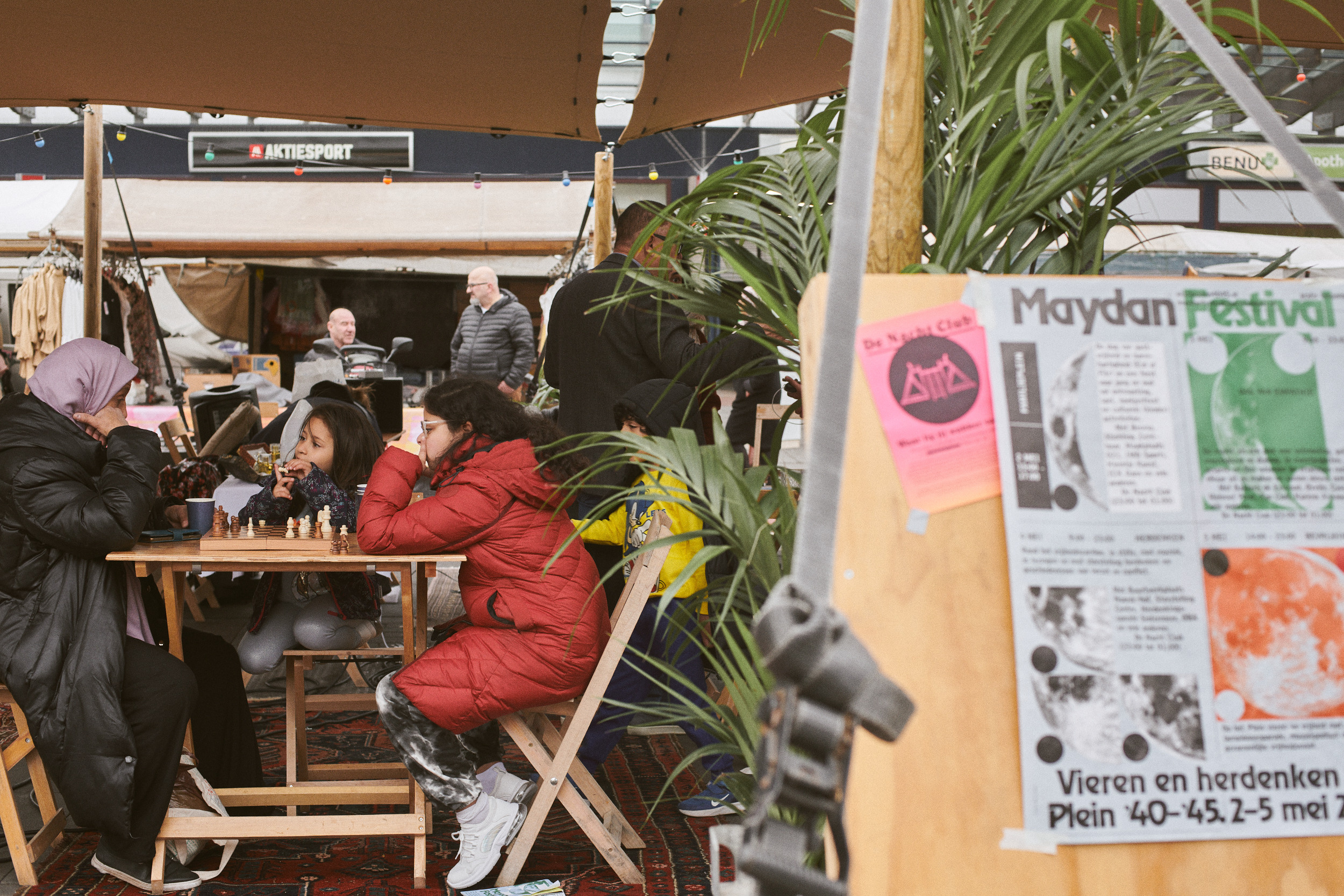 Documentary photoshoot of Maydan Festival 2022. Portrait Photographer in Brussels & Amsterdam — Victoria Ushkanova