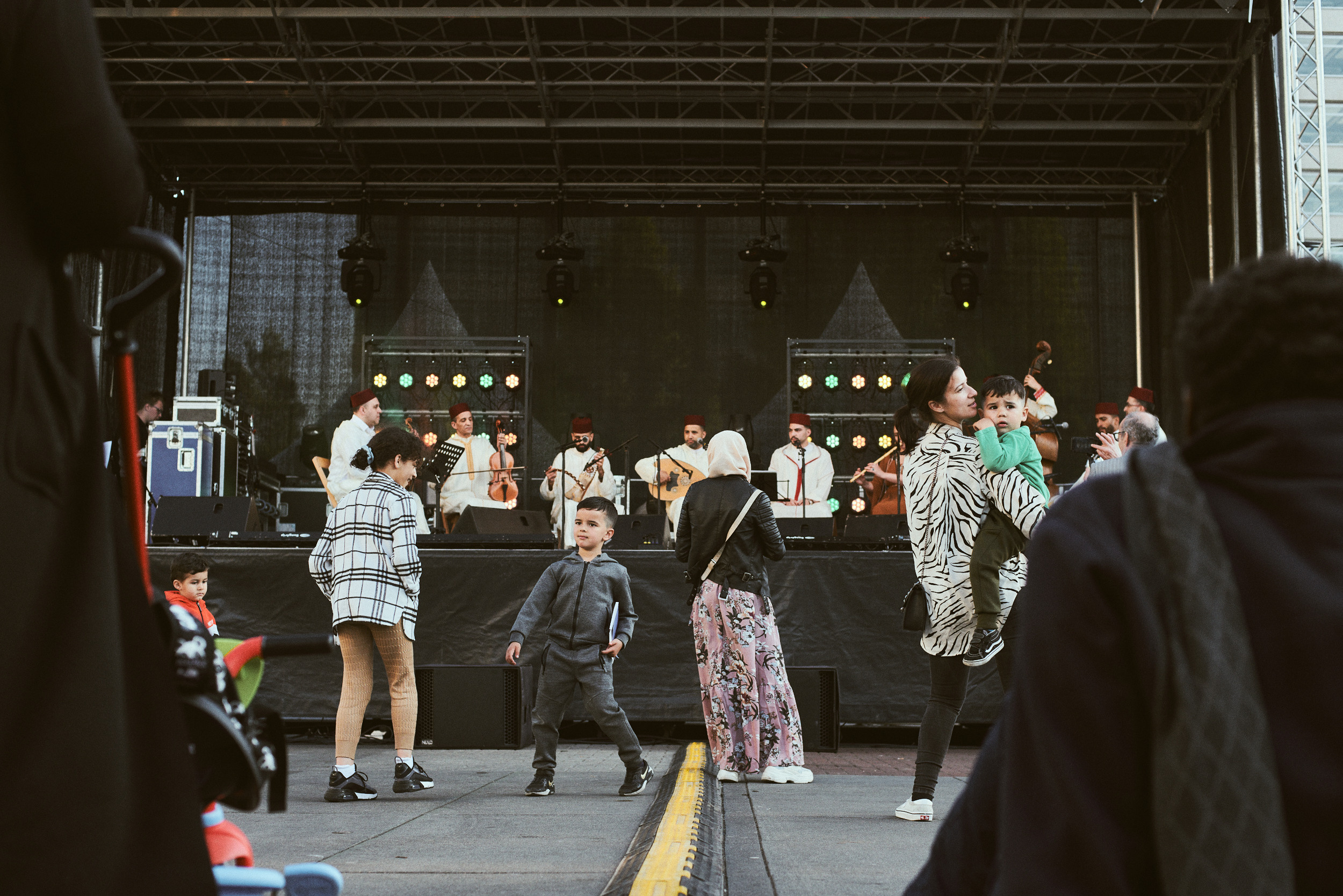 Documentary photoshoot of Maydan Festival 2022. Portrait Photographer in Brussels & Amsterdam — Victoria Ushkanova