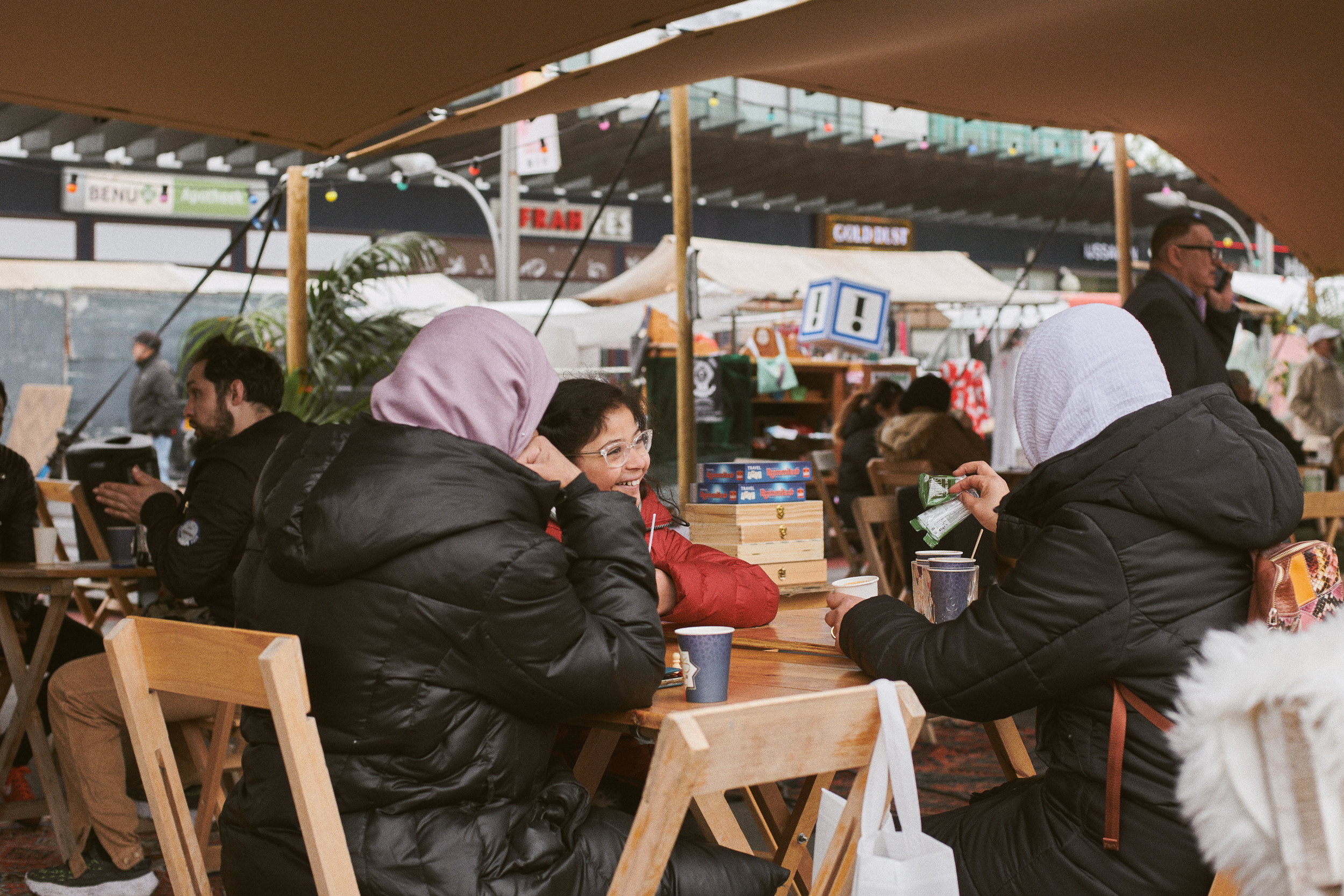 Documentary photoshoot of Maydan Festival 2022. Portrait Photographer in Brussels & Amsterdam — Victoria Ushkanova