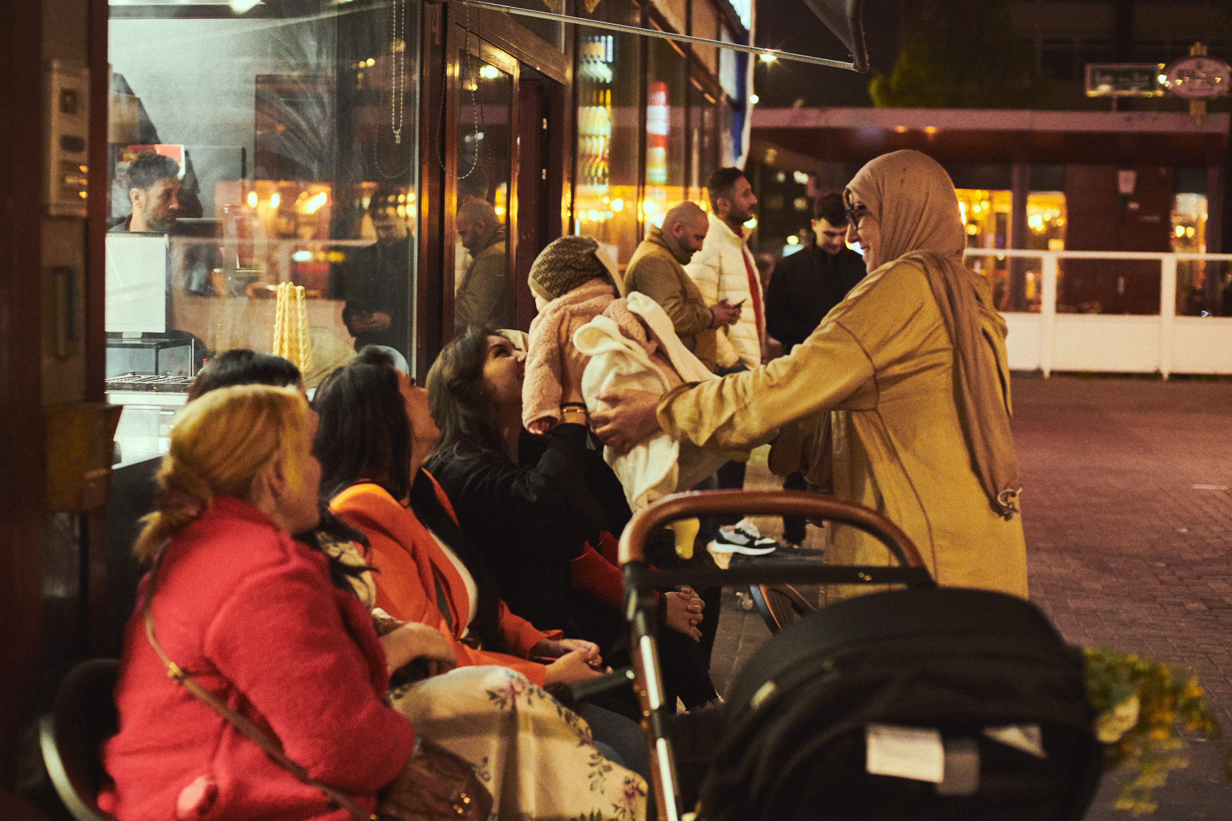 Documentary photoshoot of Maydan Festival 2022. Portrait Photographer in Brussels & Amsterdam — Victoria Ushkanova