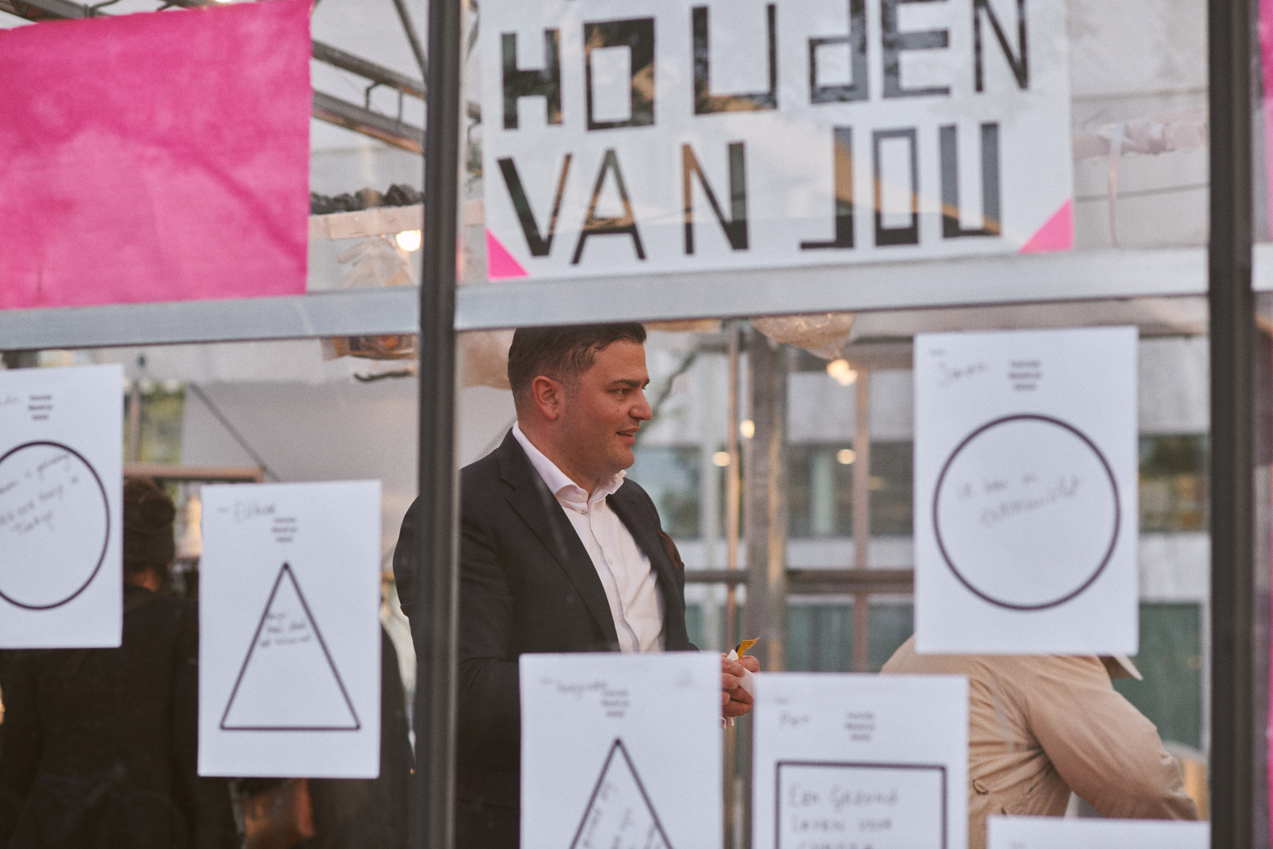 Documentary photoshoot of Maydan Festival 2022. Portrait Photographer in Brussels & Amsterdam — Victoria Ushkanova