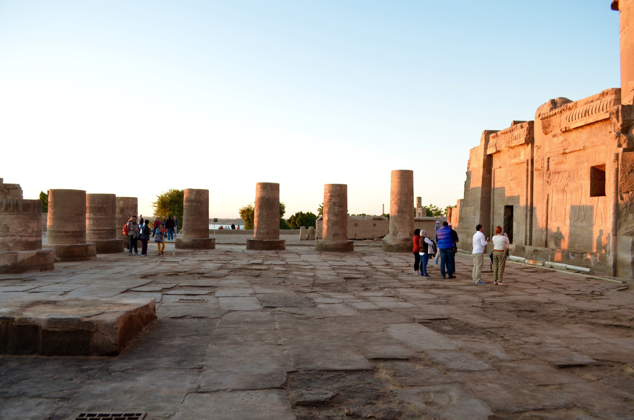 Croisière sur le Nil. Milok et Kirok sont des gens positifs et réels. Nous serons ravis de v