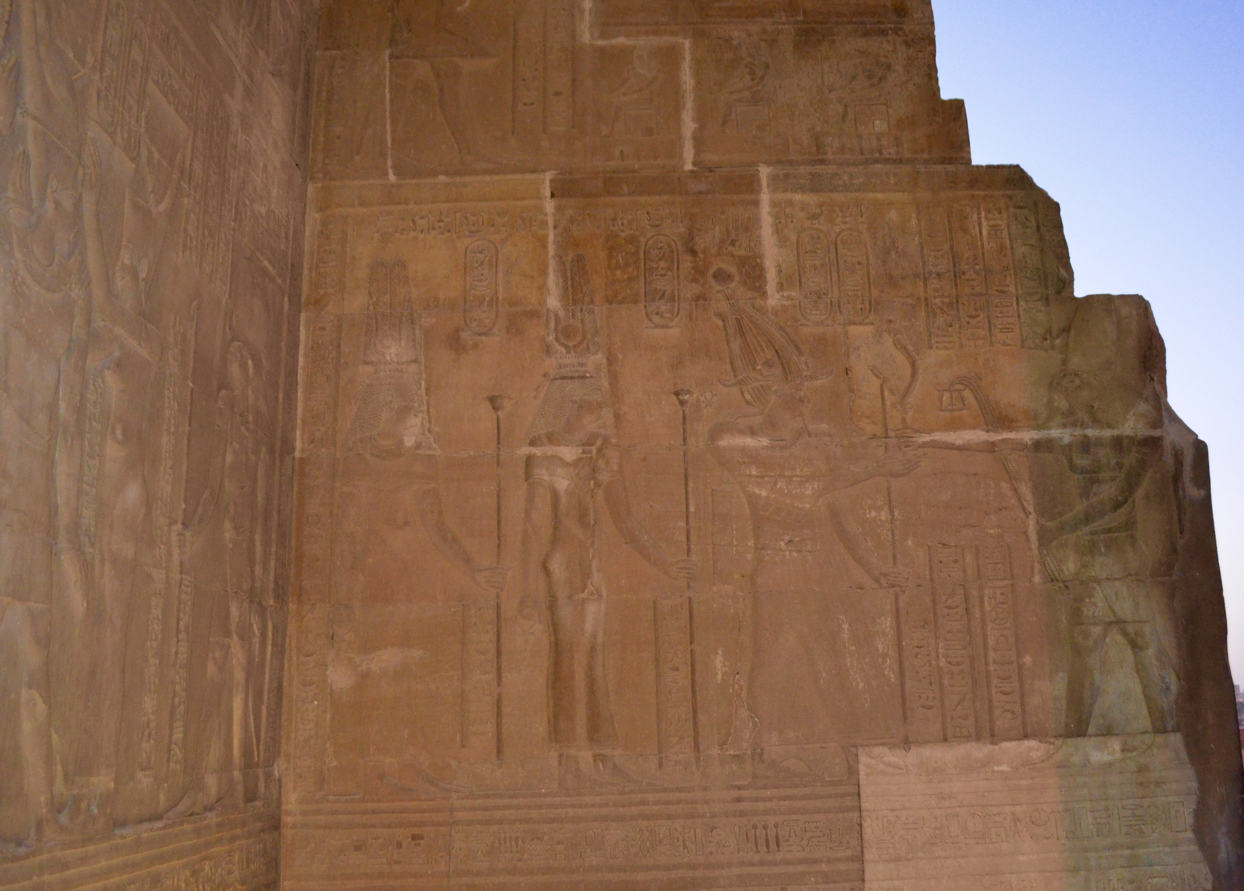 Croisière sur le Nil. Milok et Kirok sont des gens positifs et réels. Nous serons ravis de v