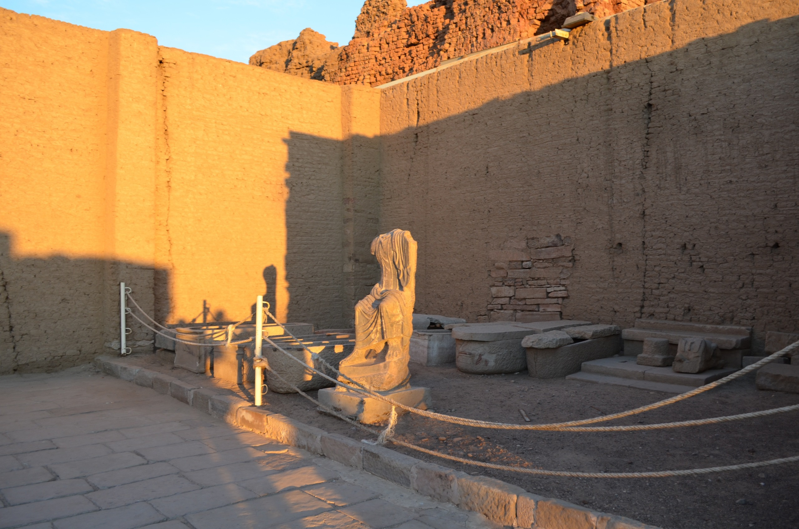 Croisière sur le Nil. Milok et Kirok sont des gens positifs et réels. Nous serons ravis de v