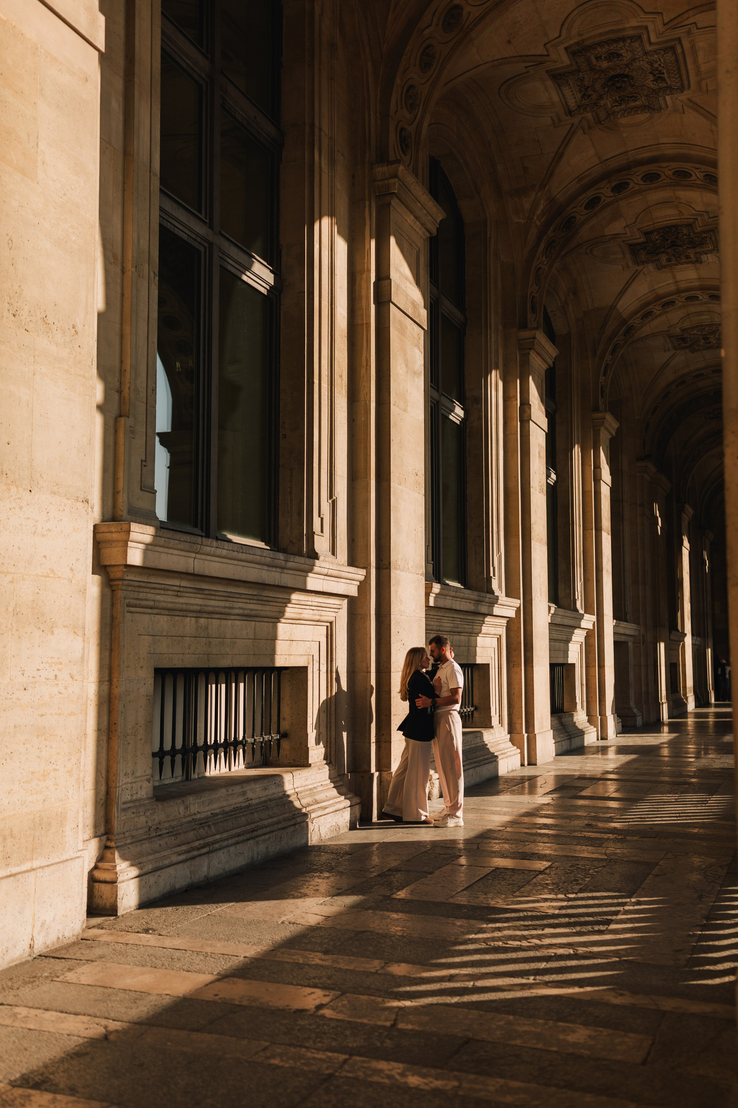 Paris couple shooting. Photographer Rouen, France