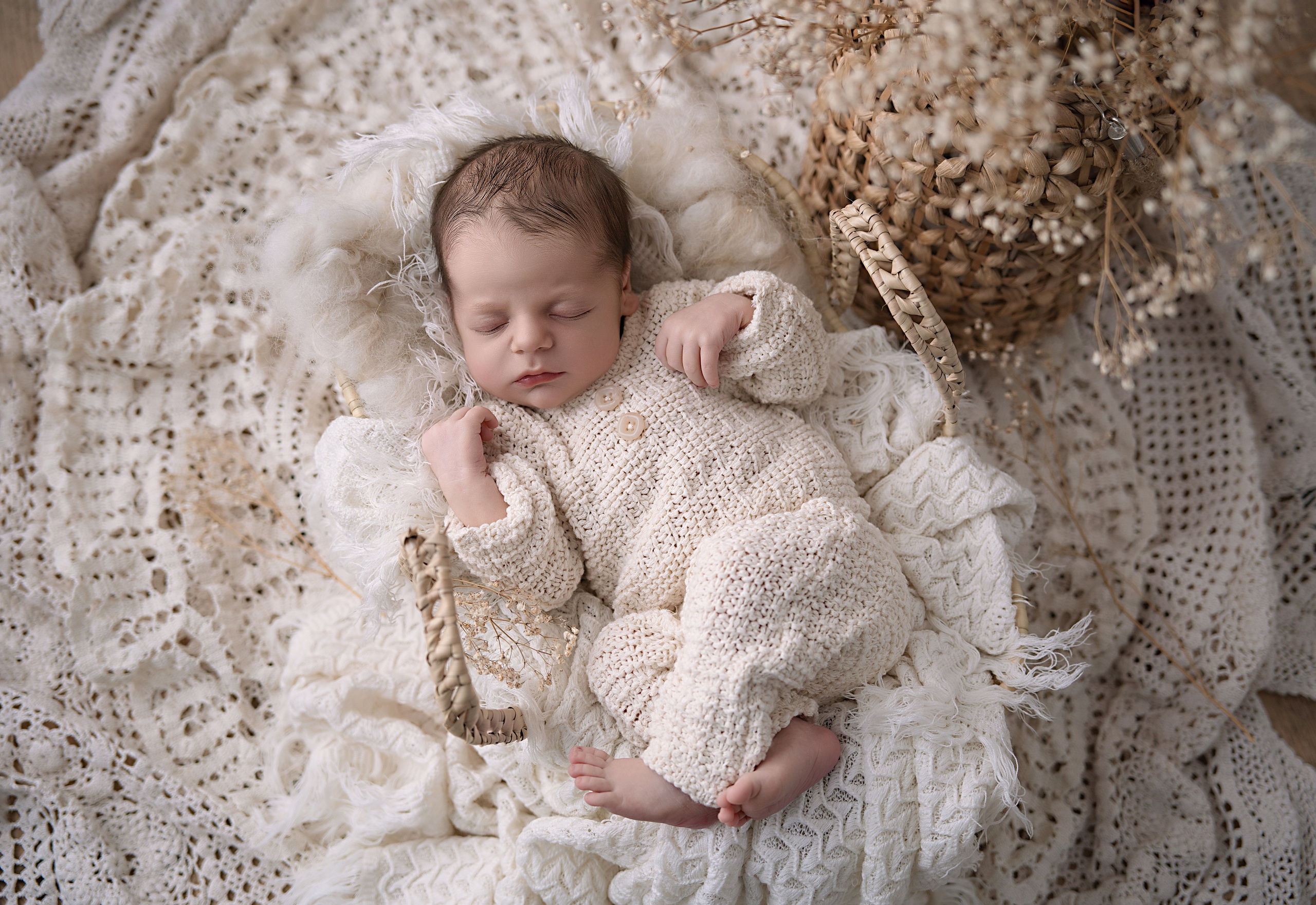 Newborn. Fotograf maternitate, nou-născuți și familie în Cluj-Napoca | Roxana Rusu