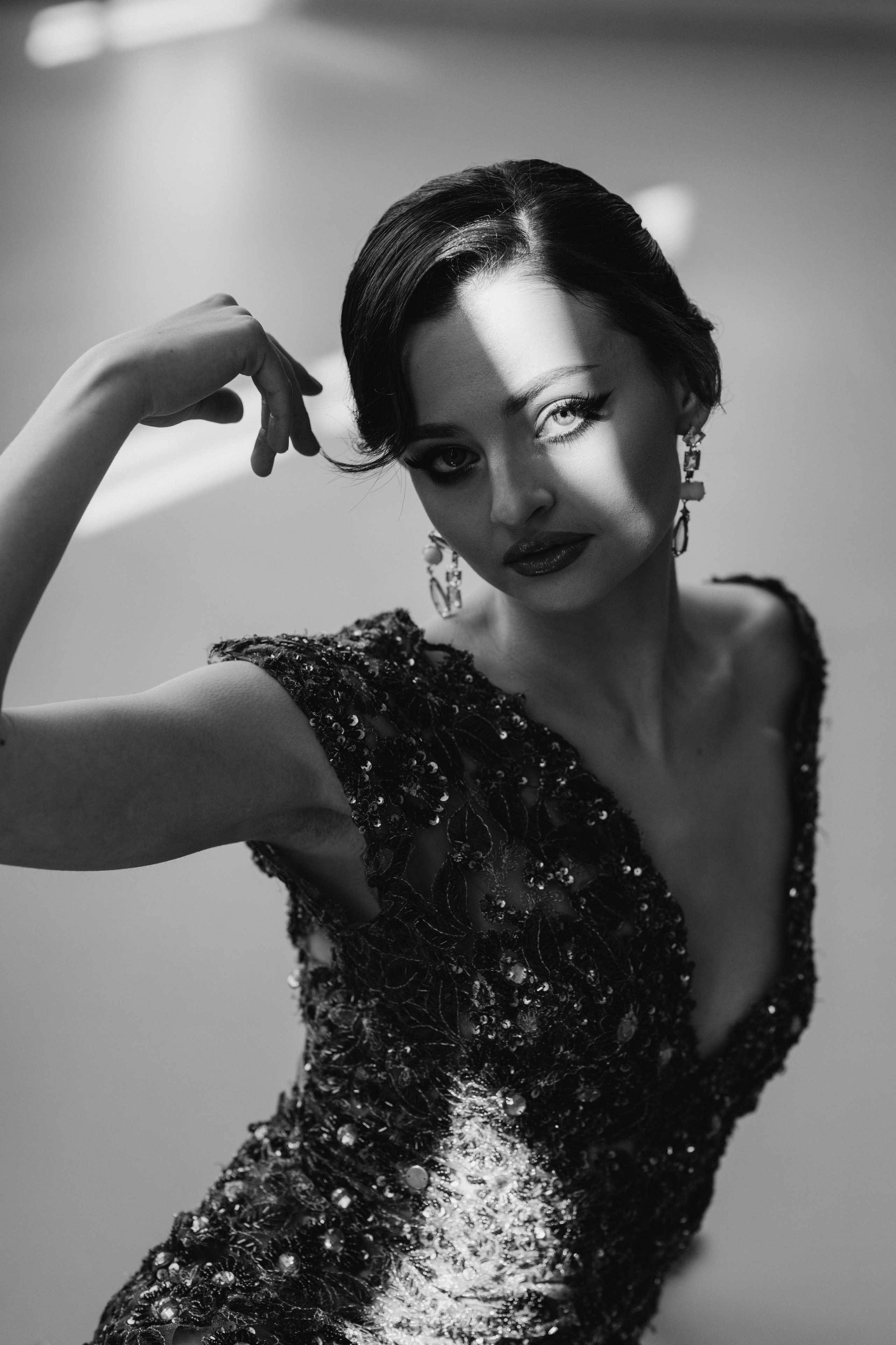 Riikka Couture, Riikka Ikäheimo, Violetta Keller, Portrait, Dancer. Wedding and portrait photographer in Helsinki Vickan O