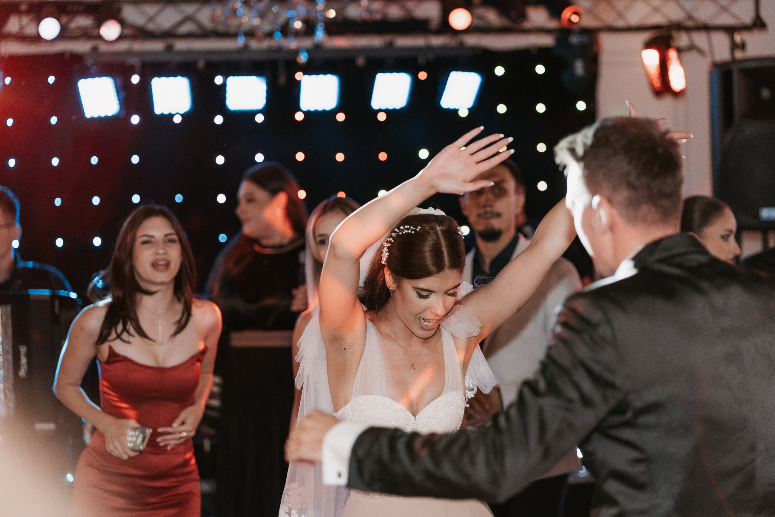 Simona & Gabriel. Dara Lens | The art of remembering