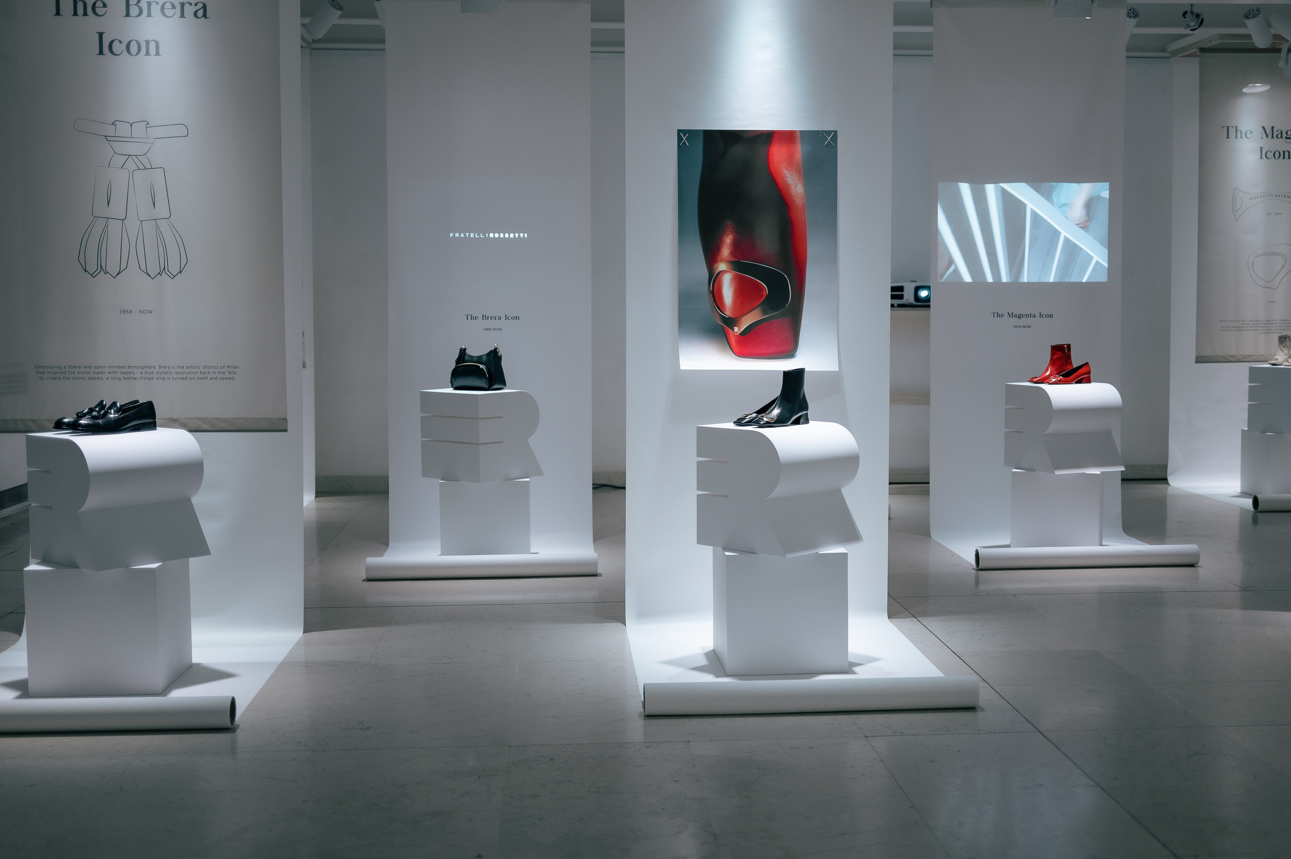 Fashion event reportage at Fratelli Rossetti Presentation during Milan Fashion Week