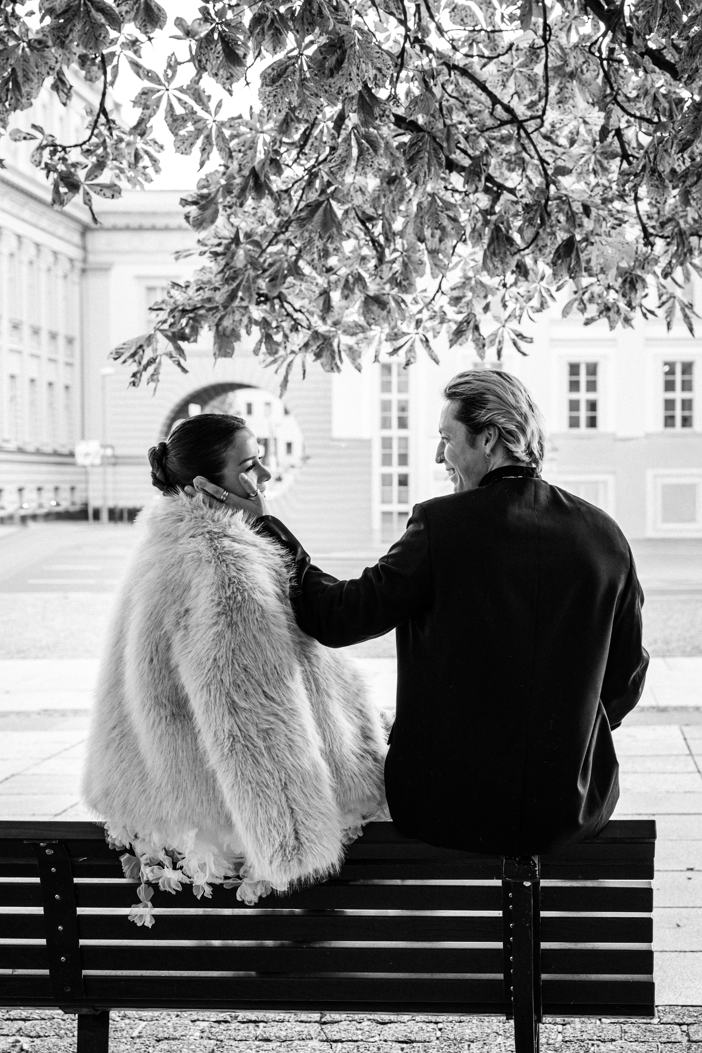 Zeitlose Eleganz: Ihre Hochzeit in Schwarz-Weiß. Hochzeitfotograf in Bielefeld
