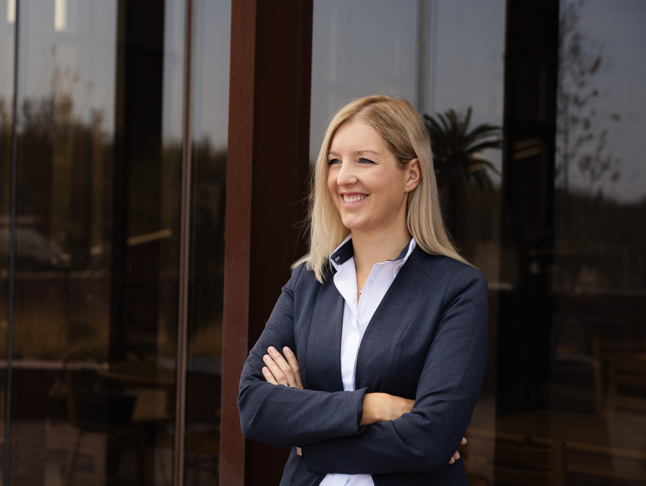 Women Business Portrait. Lifestyle a rodinná fotografka v Pisku Oxana Telupilova