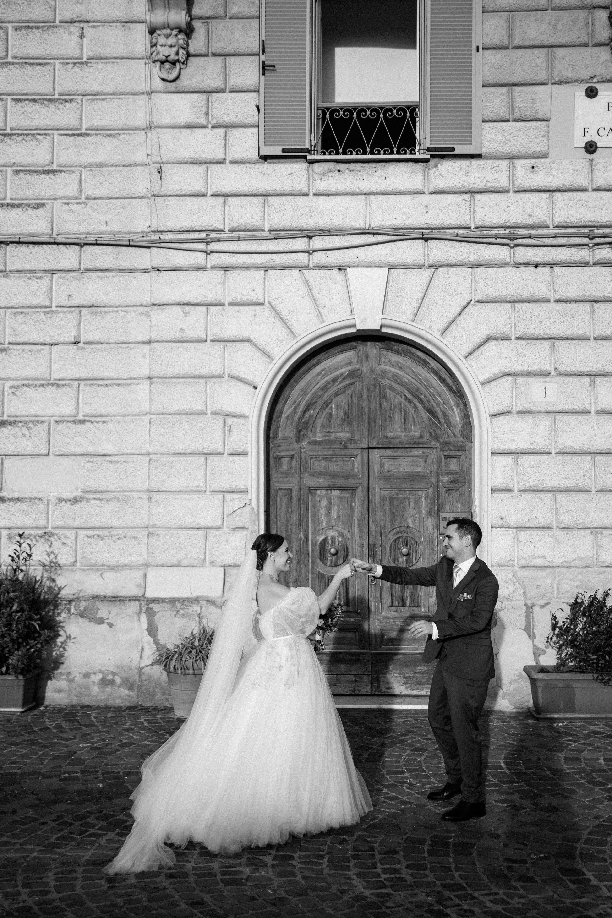 Wedding Photographer in&nbsp;Rome Italy Tuscany Como Puglia Amalfi Sicily