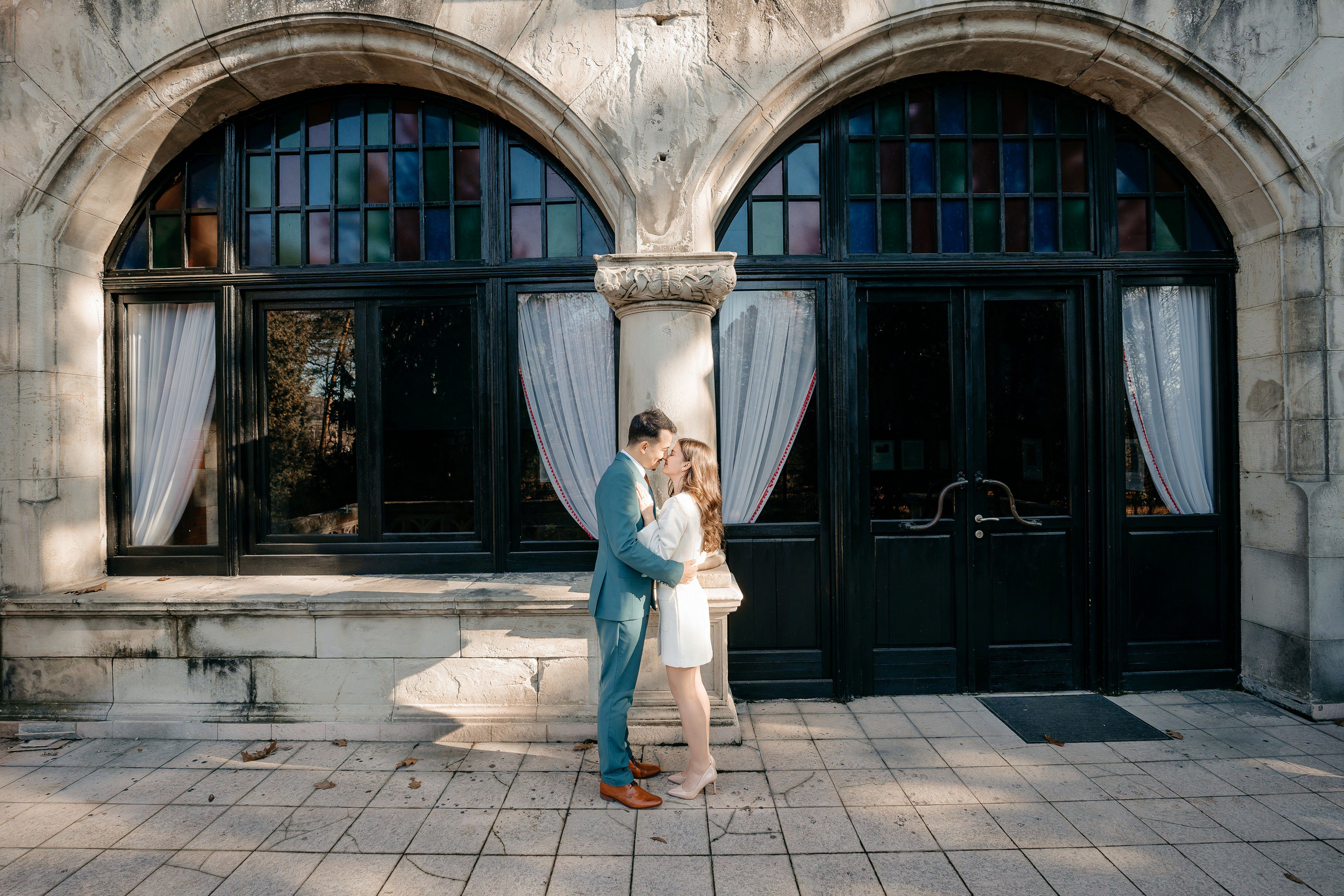 Sedinta Foto la Castelul Ghika. Raw Studio. Fotograful tau de nunta!