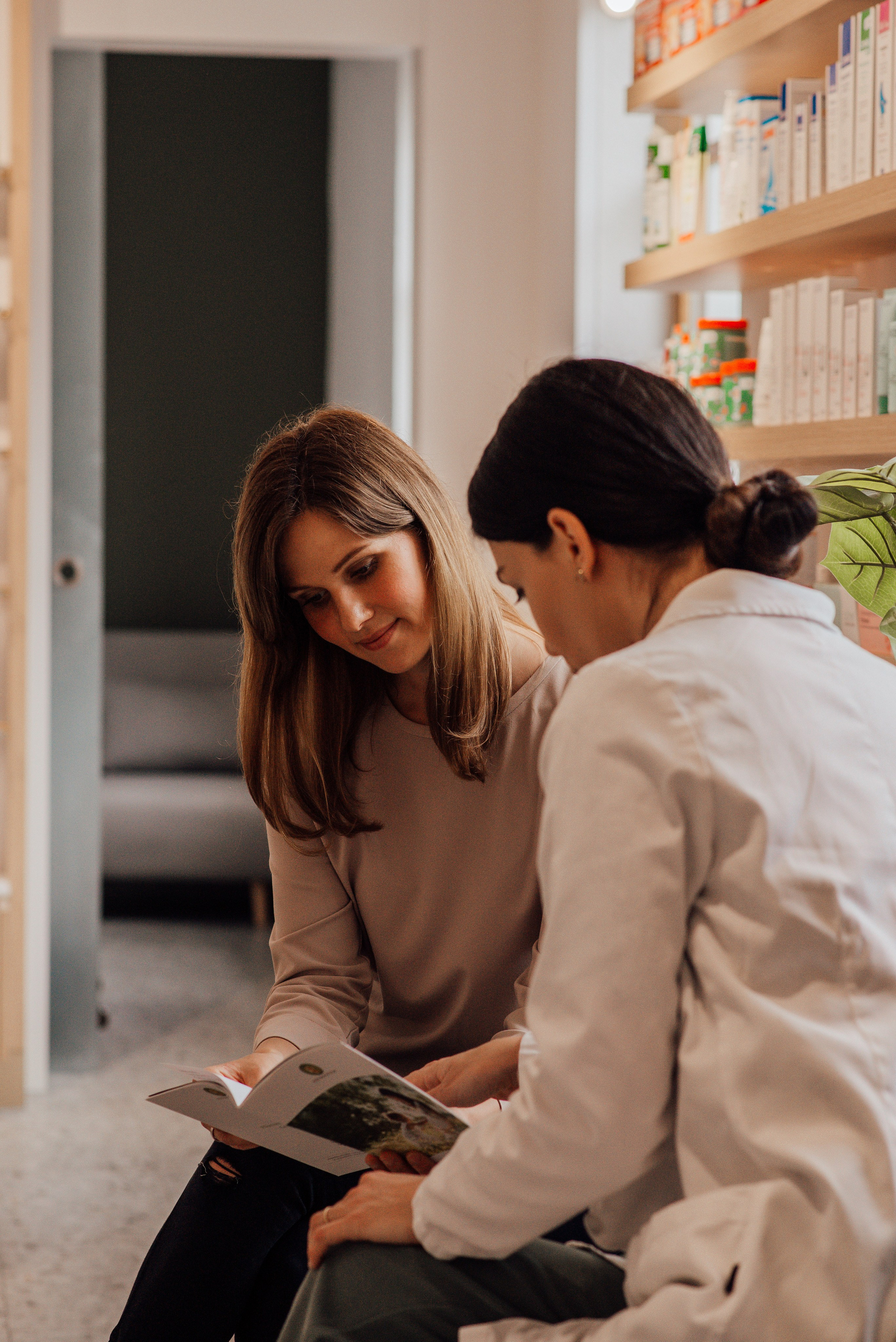 Social-Media-Content-Shooting für Apotheke Weigel. Photographer in Nuremberg Irina Mehnert from Ansbach