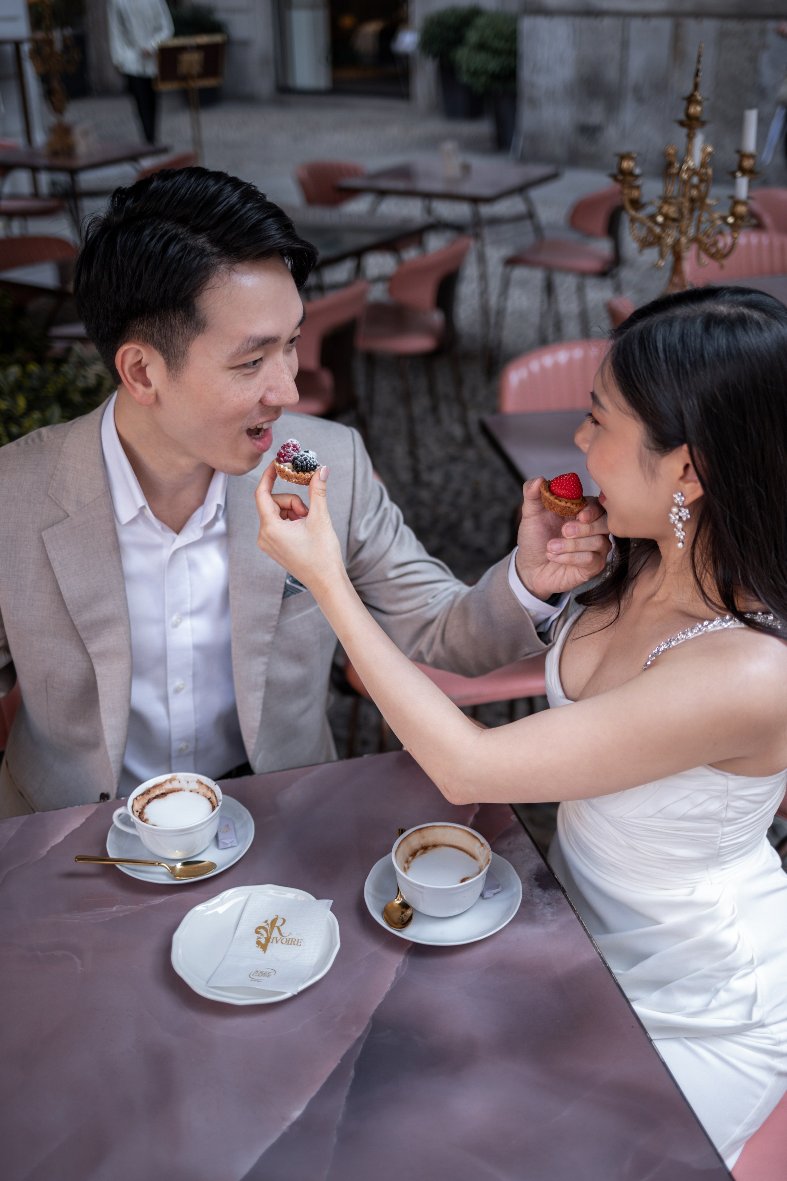 Walk in Milan. Photographer in Milan |Mila Pro Photo