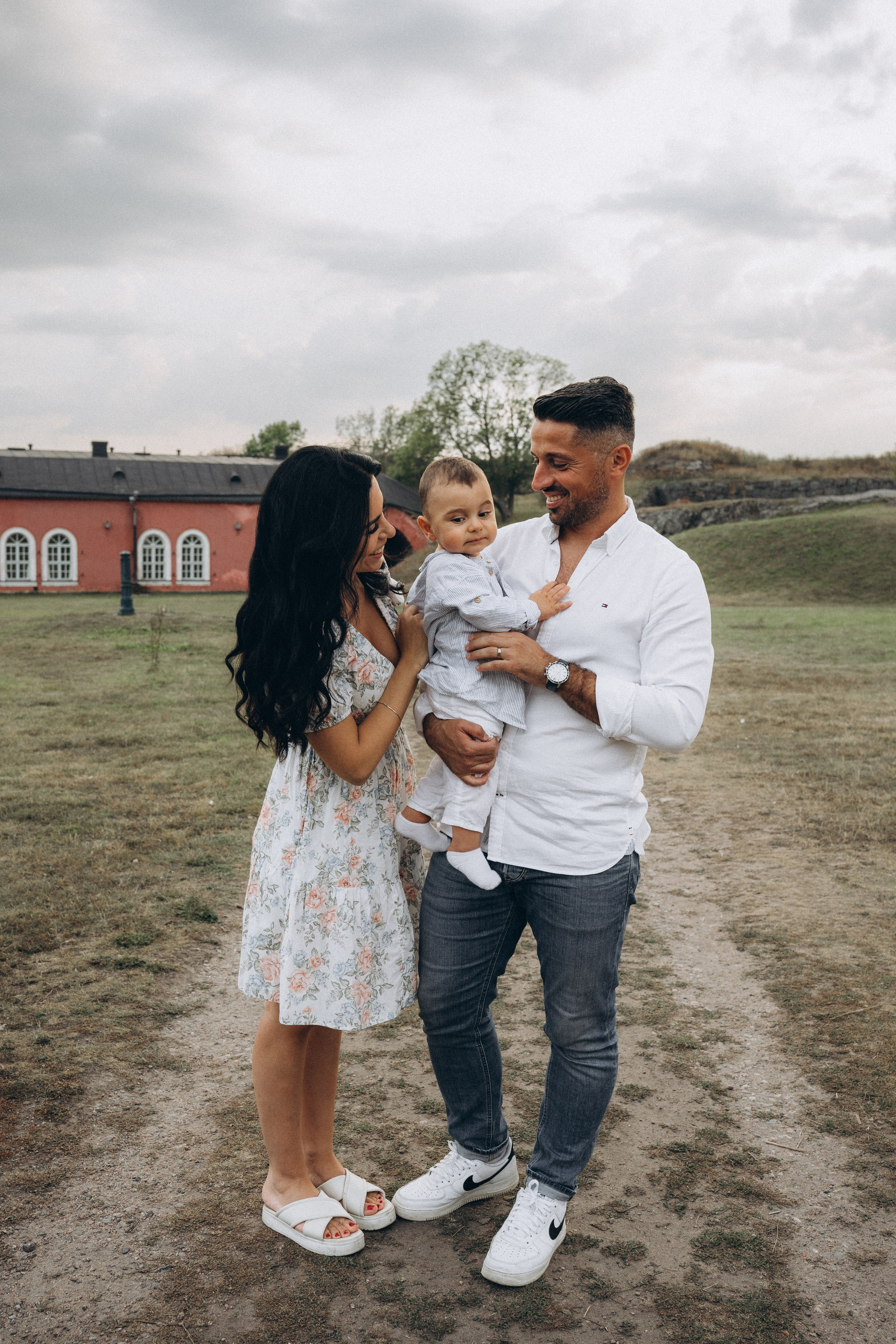 Summer. Wedding and portrait photographer in Helsinki Vickan O