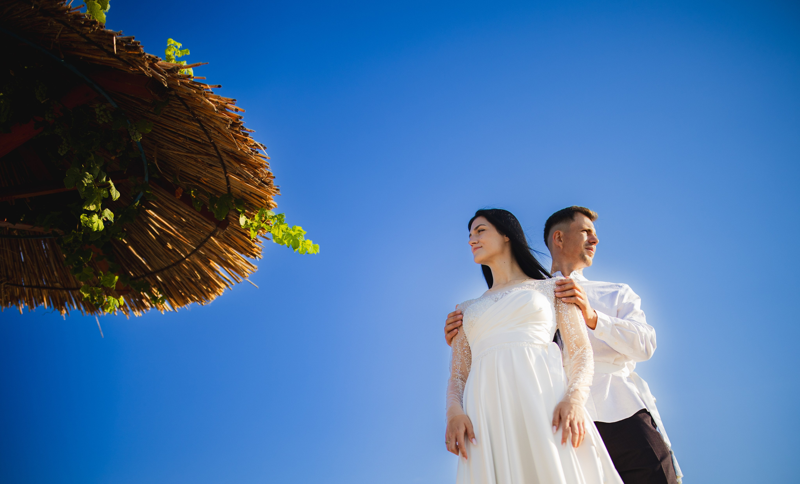 Cadru cu mirii la sedinta foto