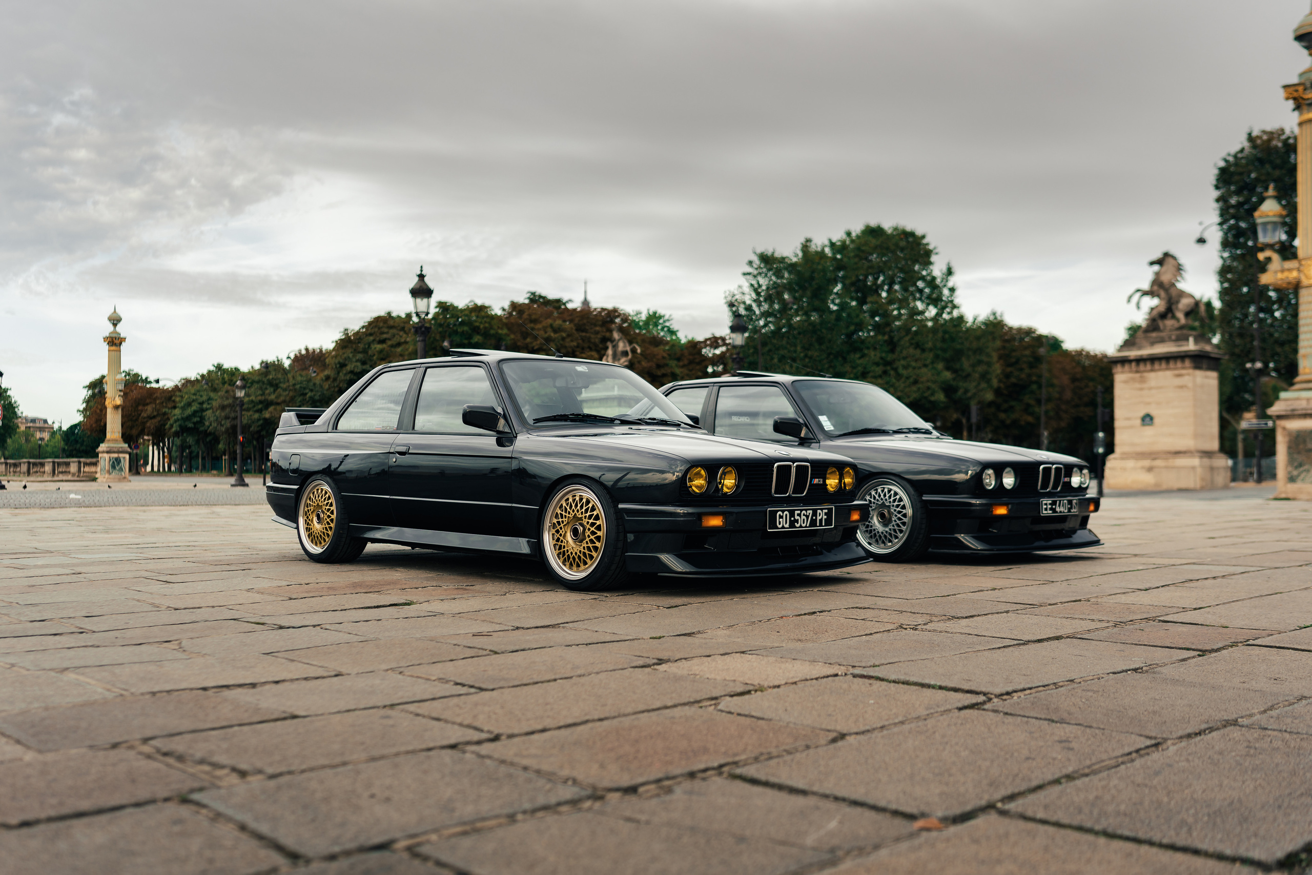 Two BMW M3 E30. Photographe de voitures à Paris — Vitalii Motruk