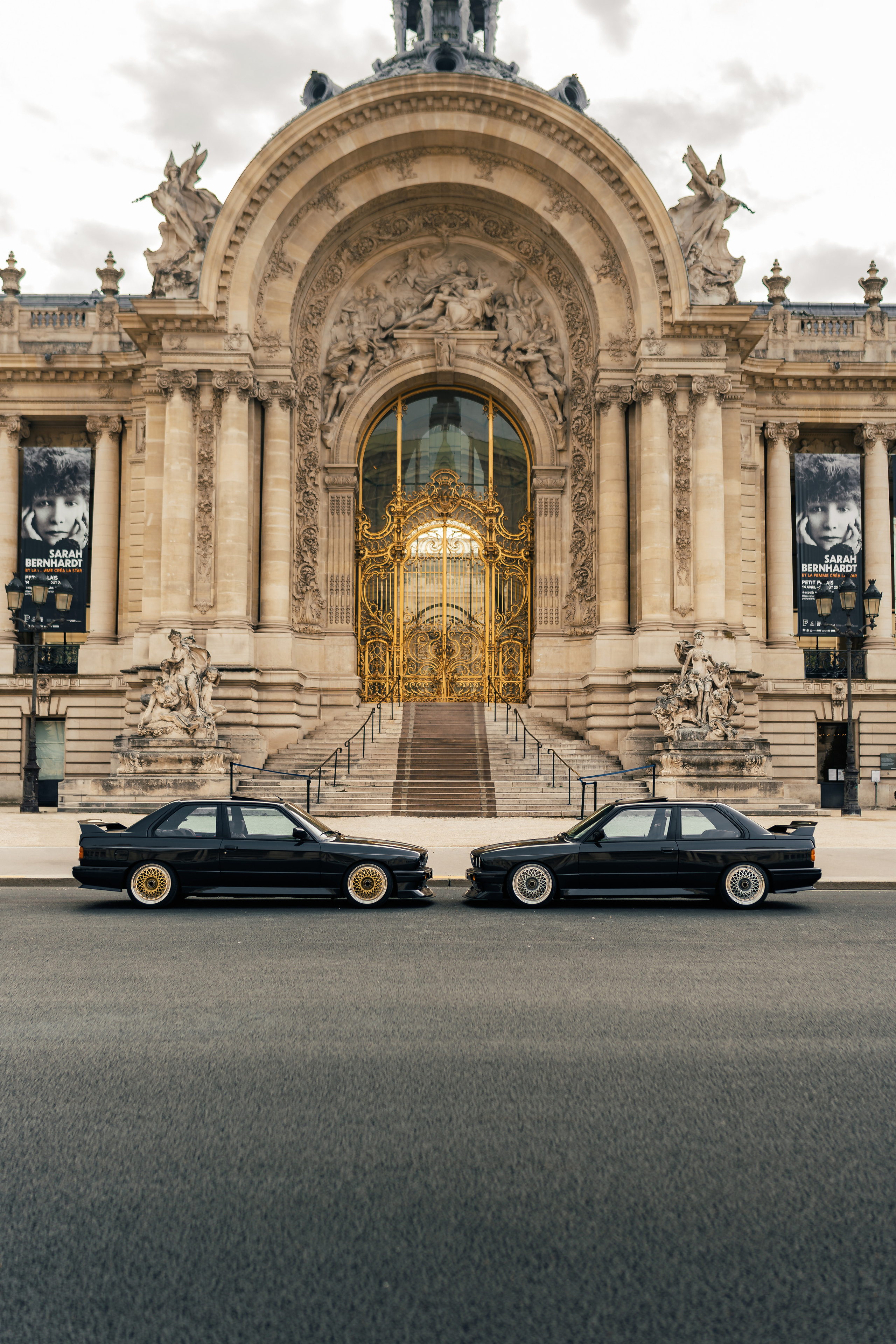 Two BMW M3 E30. Photographe de voitures à Paris — Vitalii Motruk