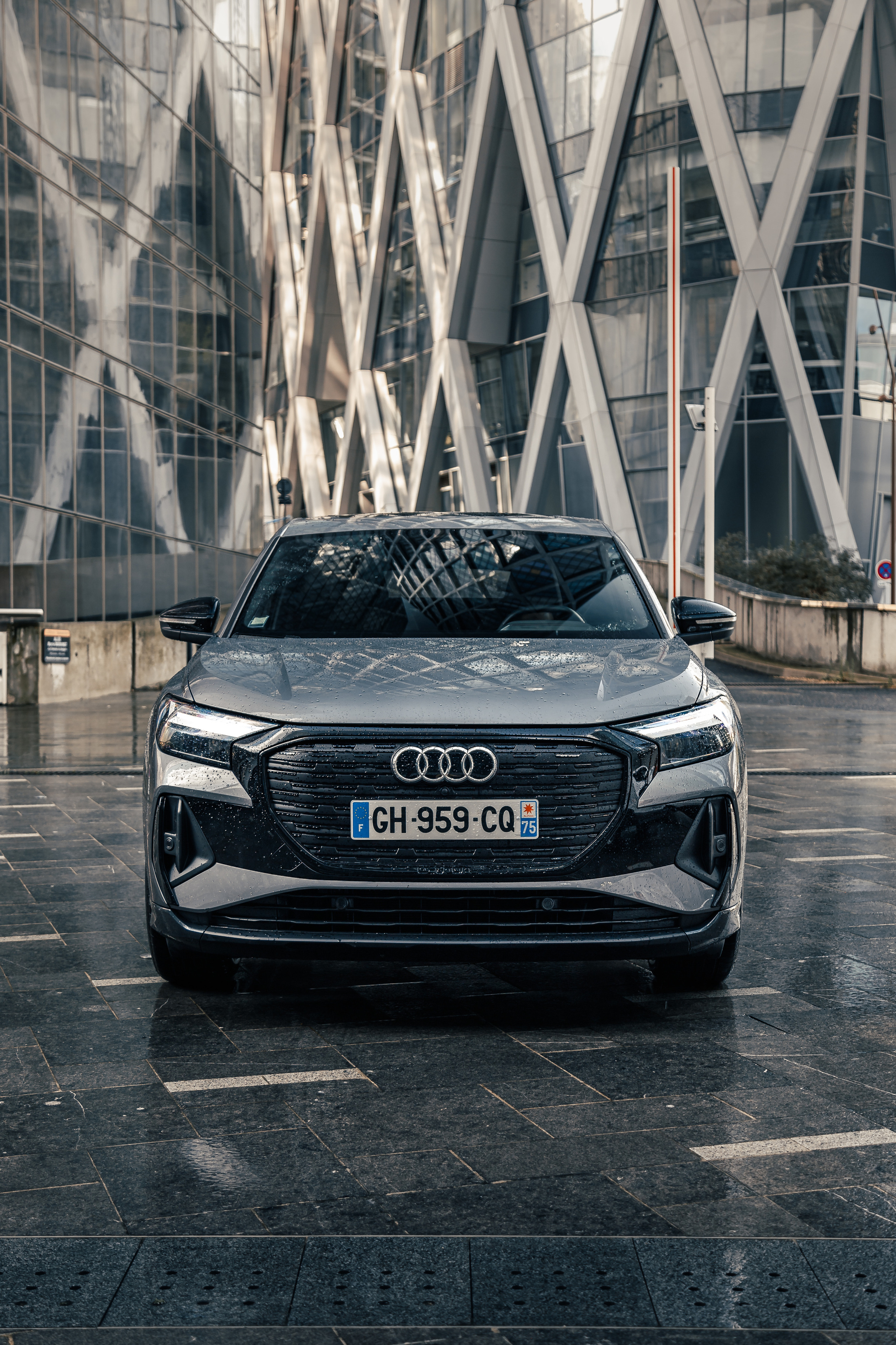 Audi Q4 E-Tron. Photographer in Paris — Vitalii Motruk
