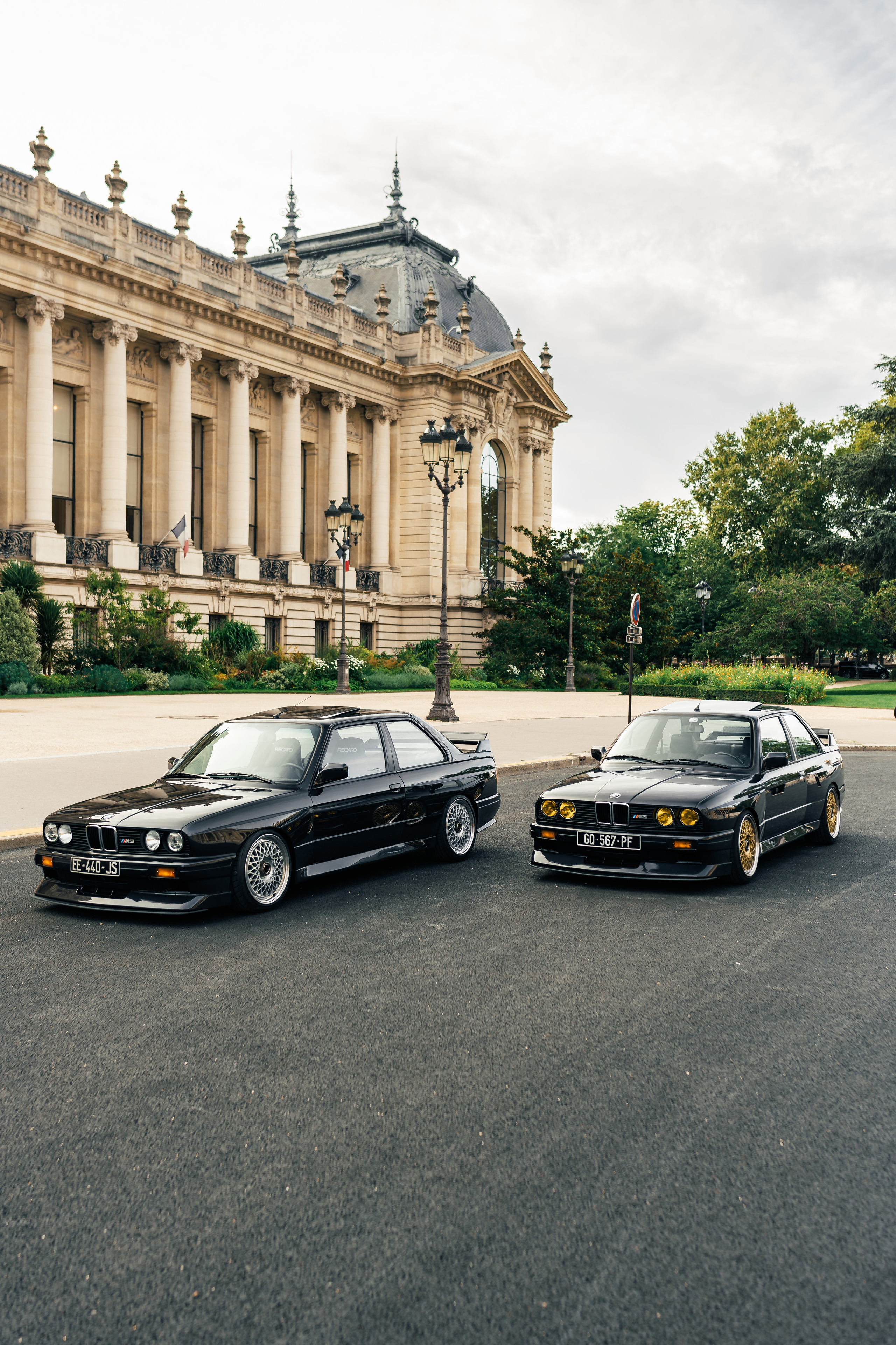 Two BMW M3 E30. Photographe de voitures à Paris — Vitalii Motruk