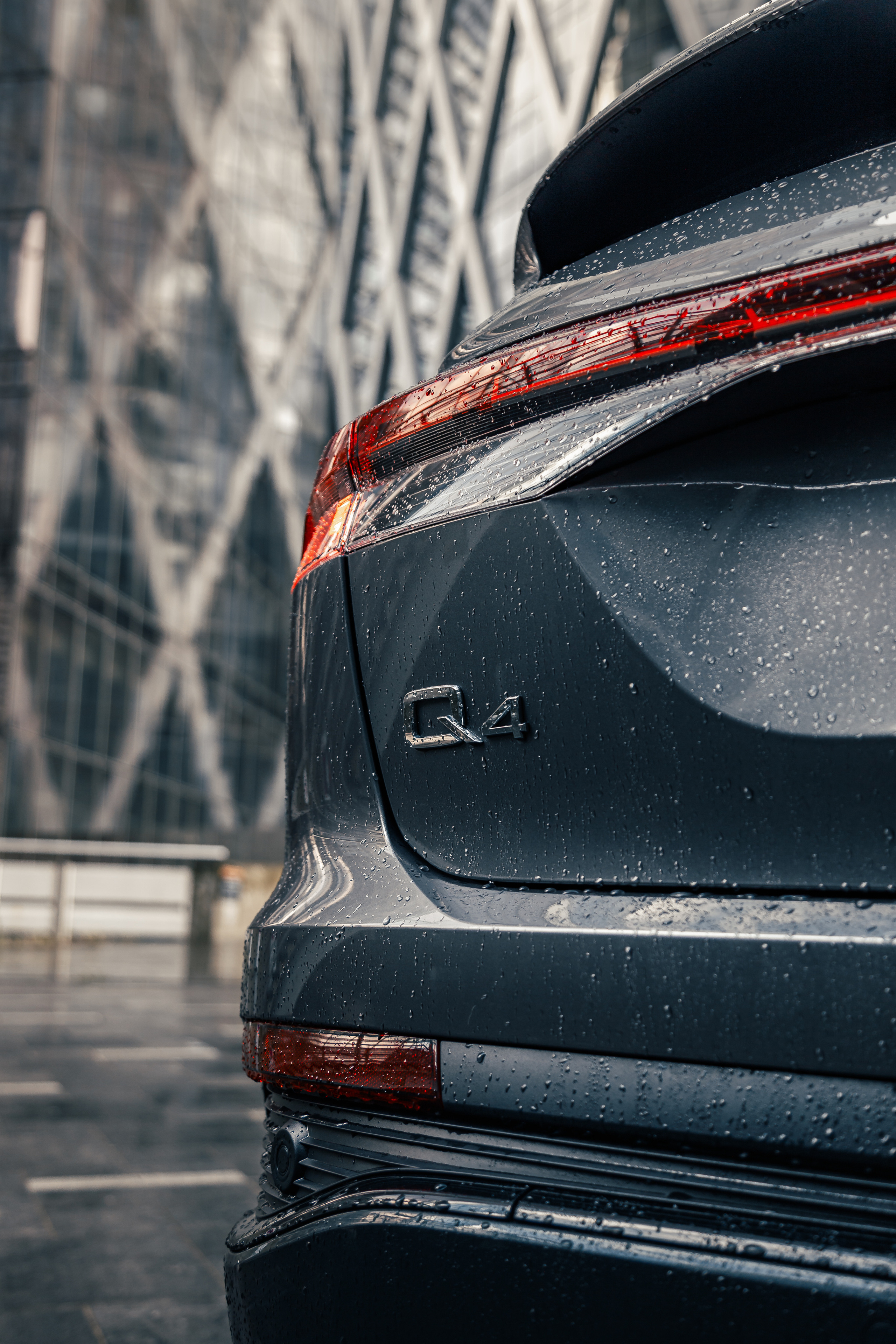 Audi Q4 E-Tron. Photographer in Paris — Vitalii Motruk