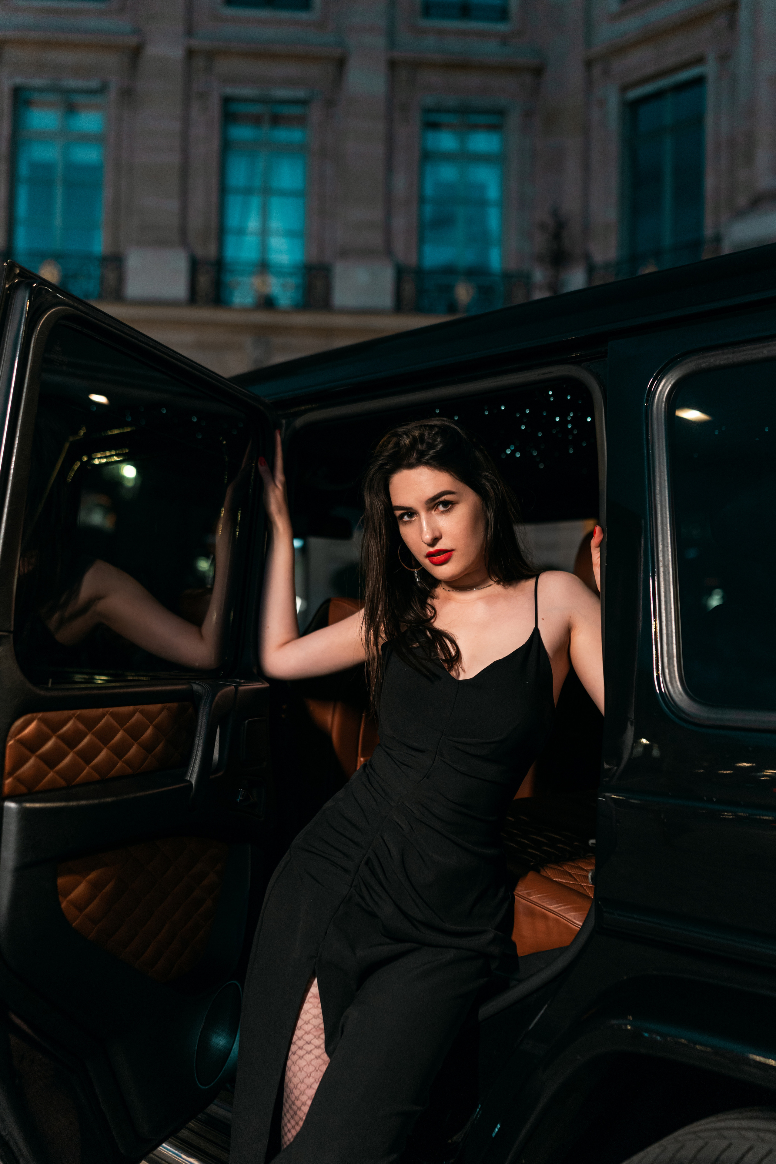 Nataliia x Mercedes Gelandewagen. Photographe de voitures à Paris — Vitalii Motruk