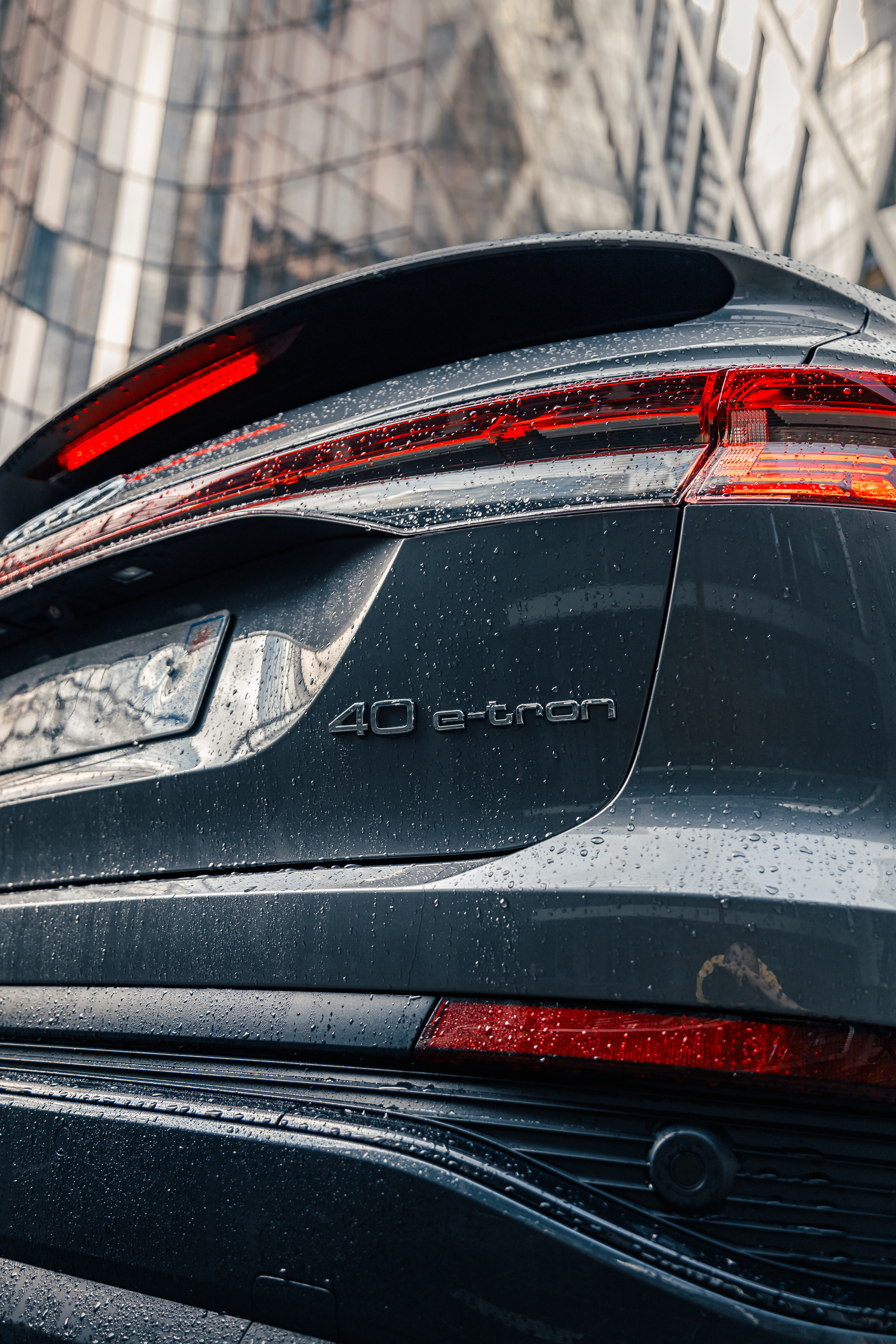 Audi Q4 E-Tron. Photographer in Paris — Vitalii Motruk