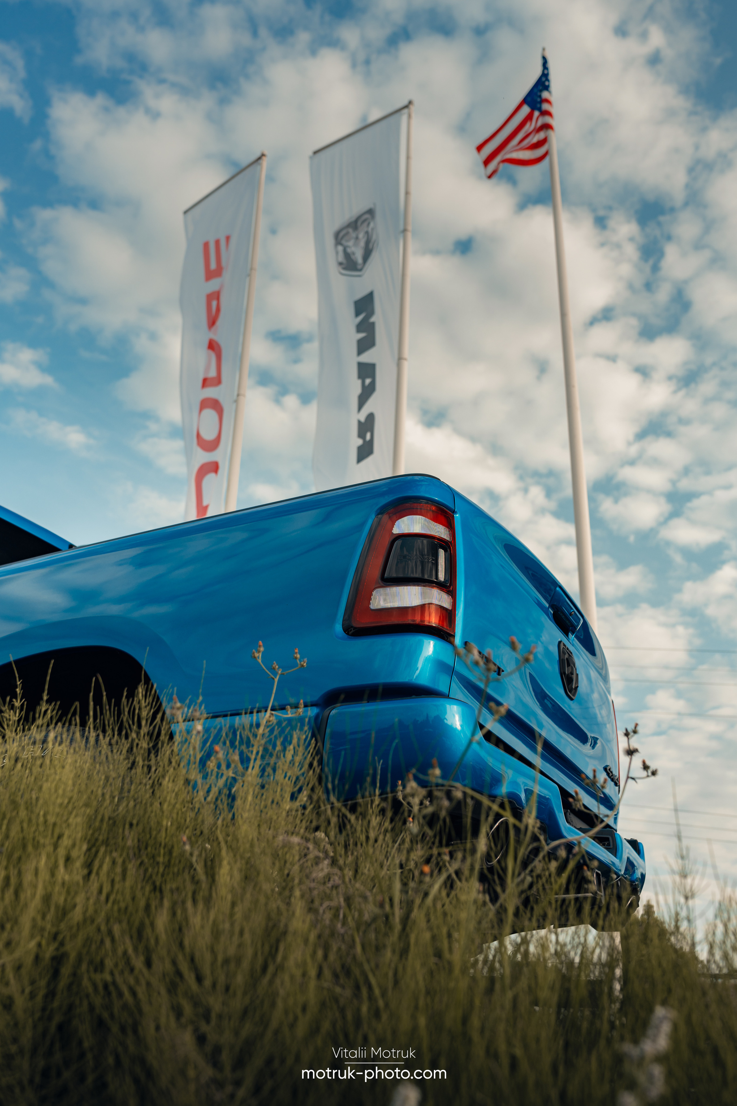 Rassemblement Passion Automobiles. Photographe de voitures à Paris — Vitalii Motruk