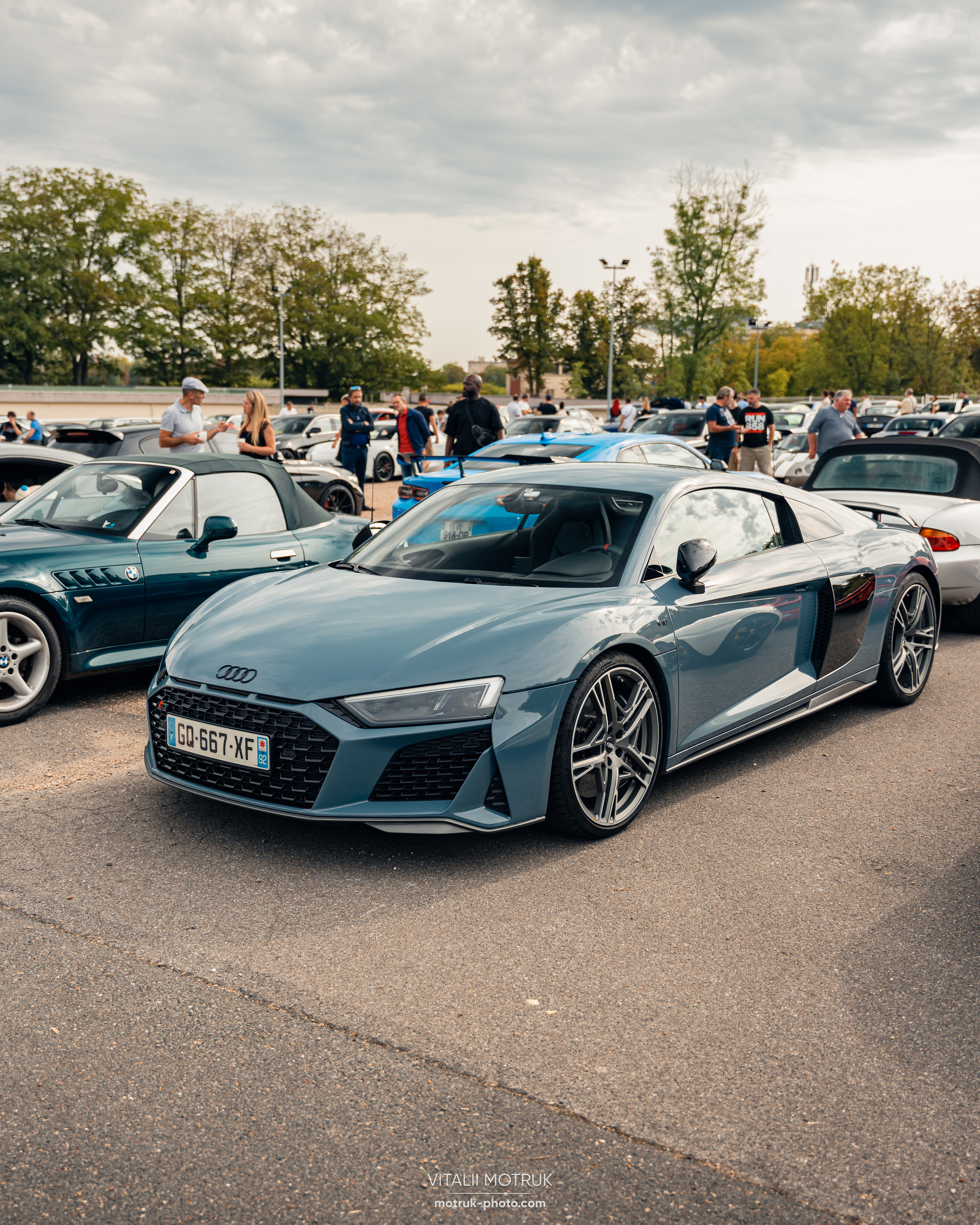 Cars and Coffee 17 september. Photographer in Paris — Vitalii Motruk