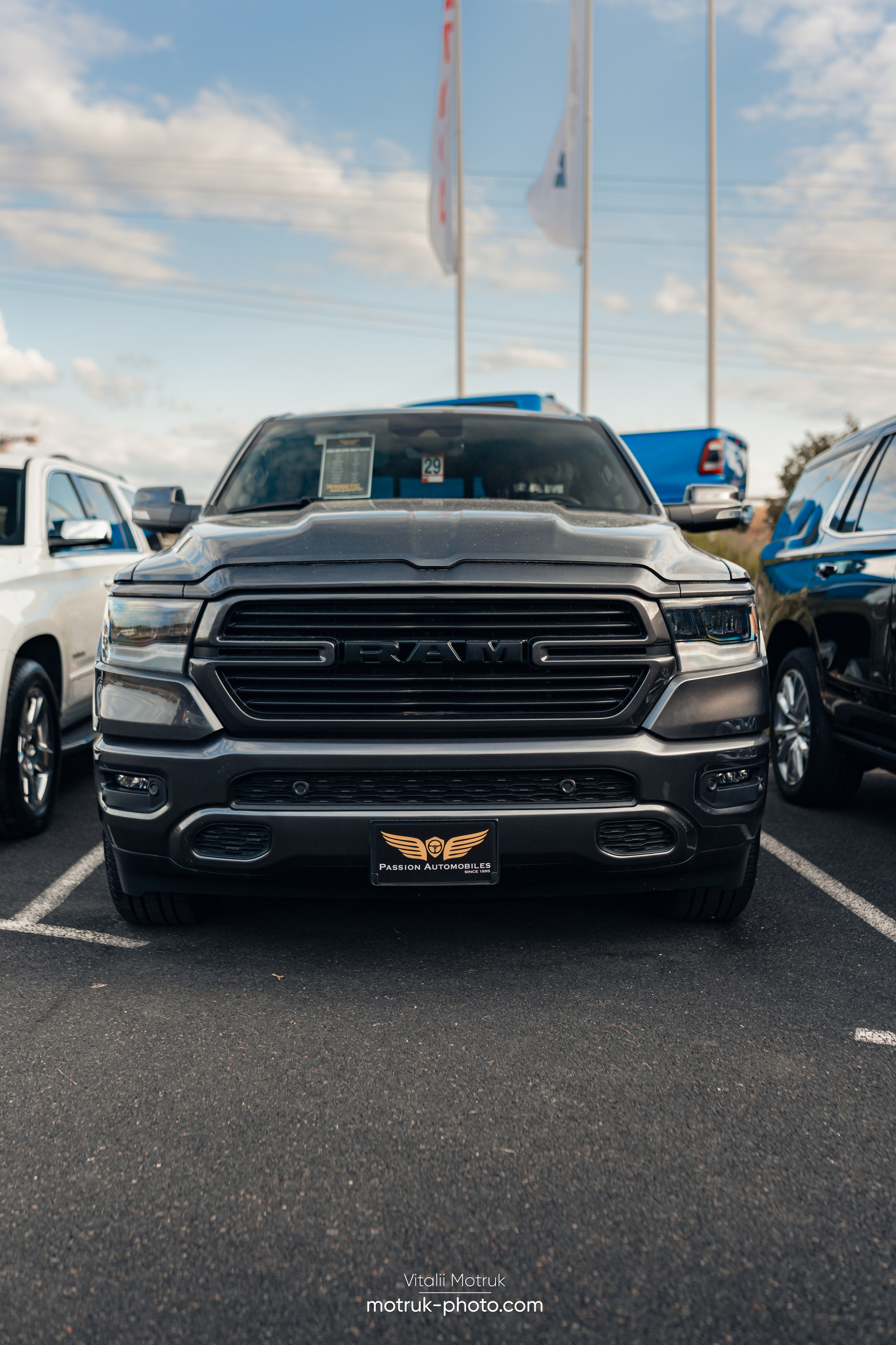 Rassemblement Passion Automobiles. Photographe de voitures à Paris — Vitalii Motruk