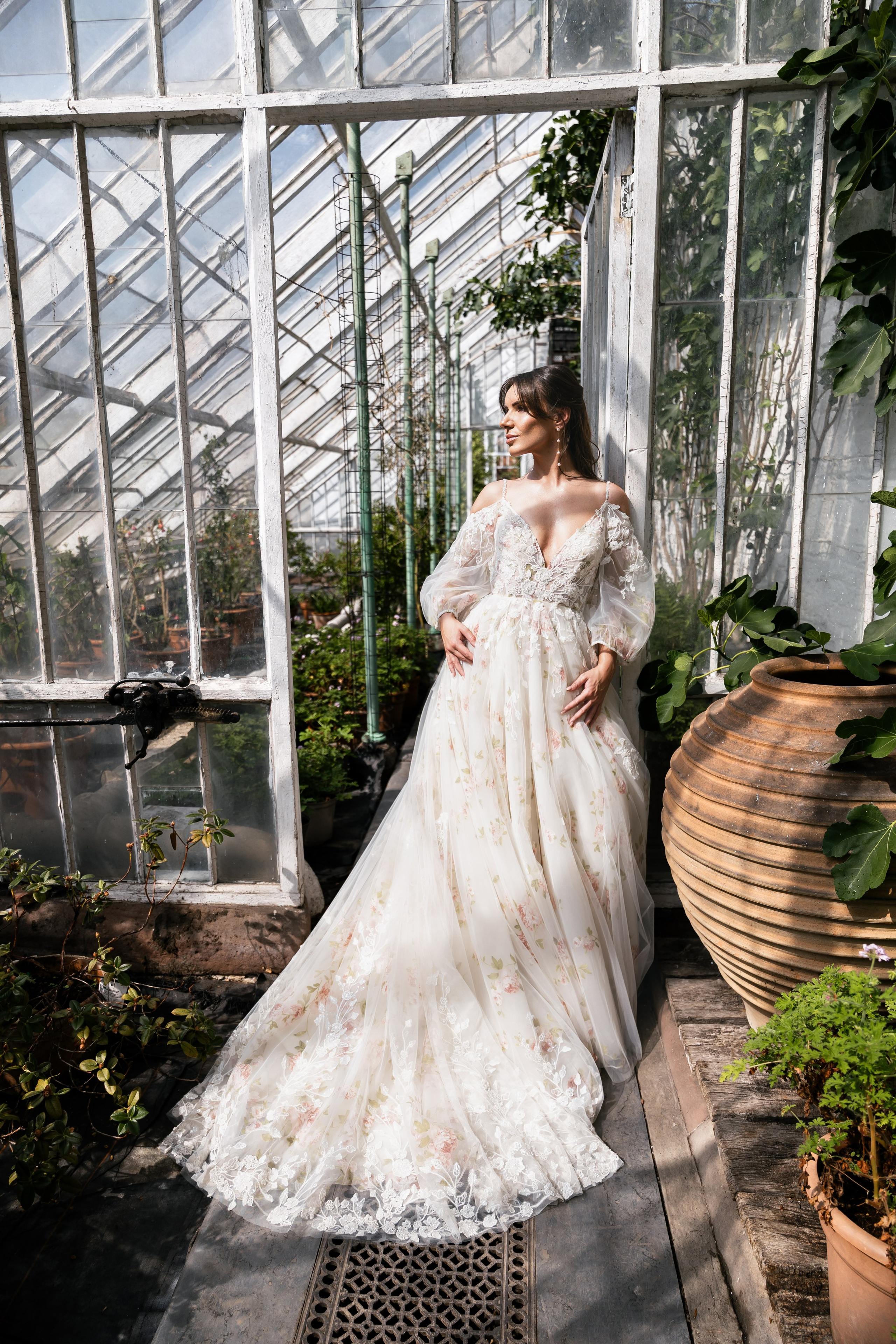 Elegant wedding portrait of bride and groom walking through the streets of ParisRomantic elopement moment captured in soft evening light in Paris, FranceLuxury wedding ceremony setup in a historic French venue with natural floralsCandid black and white photo of a couple at their city wedding in London, UKTimeless couple portrait in front of Marylebone Town Hall, LondonEditorial-style bridal preparation in a classic townhouse in the heart of LondonSoft light bridal portrait in a countryside château wedding in FranceFine art flat lay with French-inspired wedding details and vintage texturesCinematic golden hour photo at a UK estate wedding with historic architectureLuxury wedding tablescape with candles and florals at a London reception
