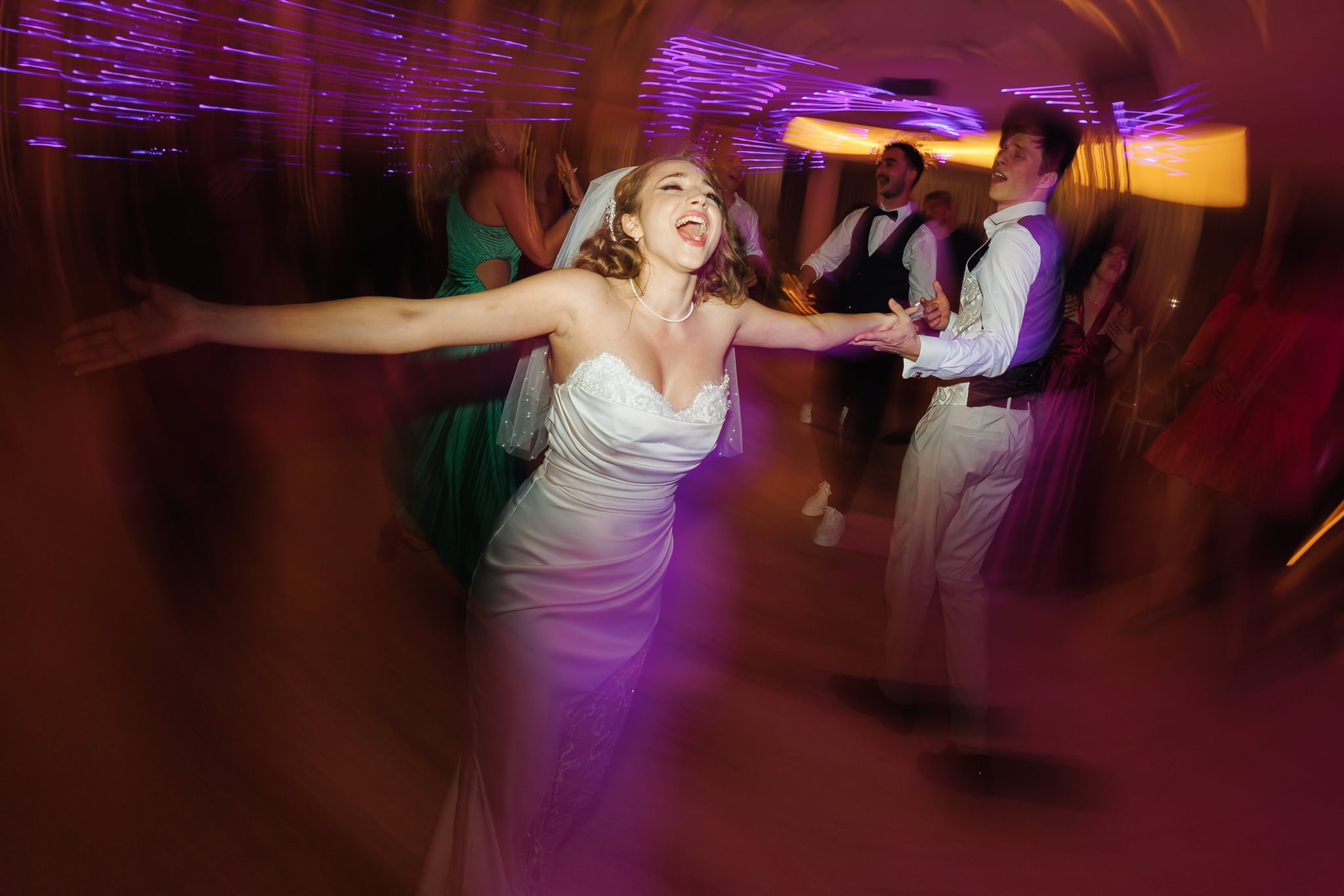 Nunta Sandra si Andrei | Fotograf nunta Bucuresti | Militari Ballroom. Fotograf nunta Bucuresti - Manu Ivanciu