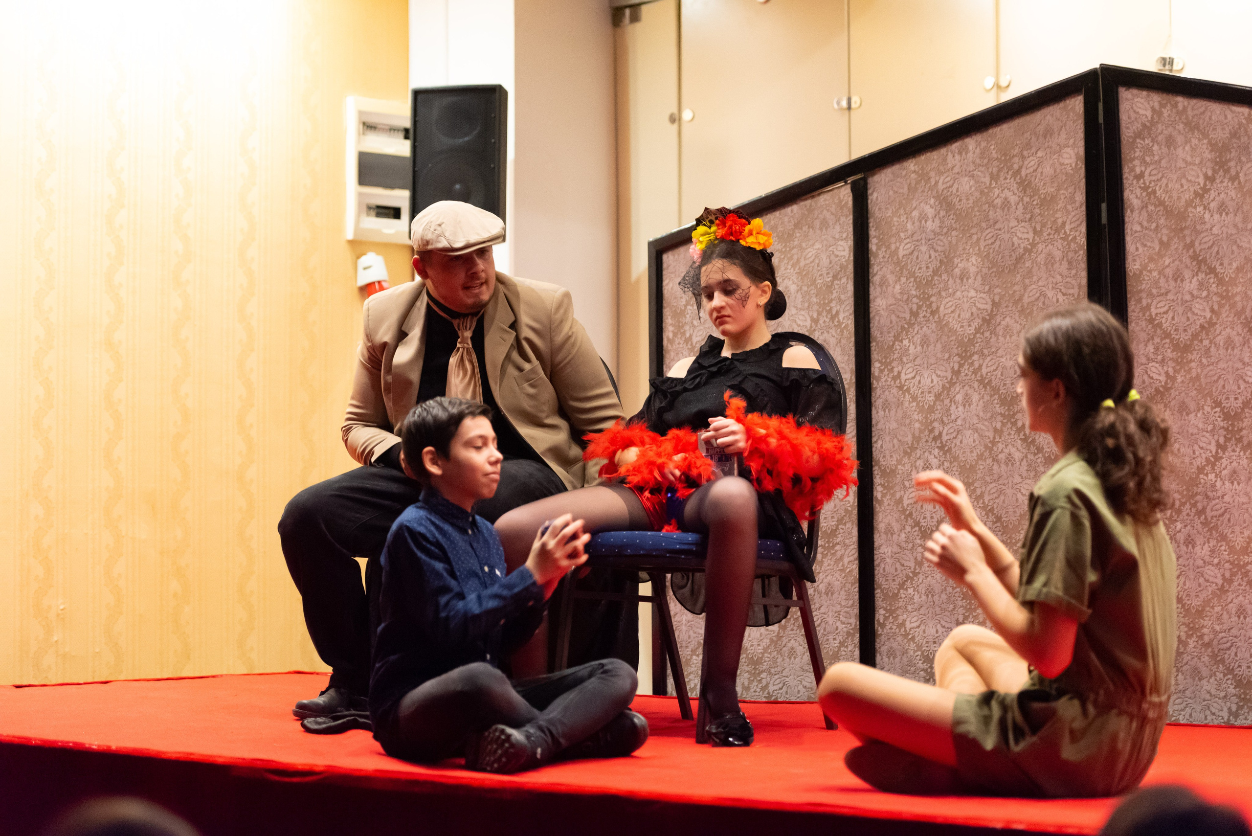 Theater photographer, theater photography, industrial photography, the story of an artist, theater performance, theater photography, theater and photography, theater workshop, Art Fairs, business photo, corporate photographer price, Professional Services for Business Events, Business Portraits, photos for events organized by companies, the play